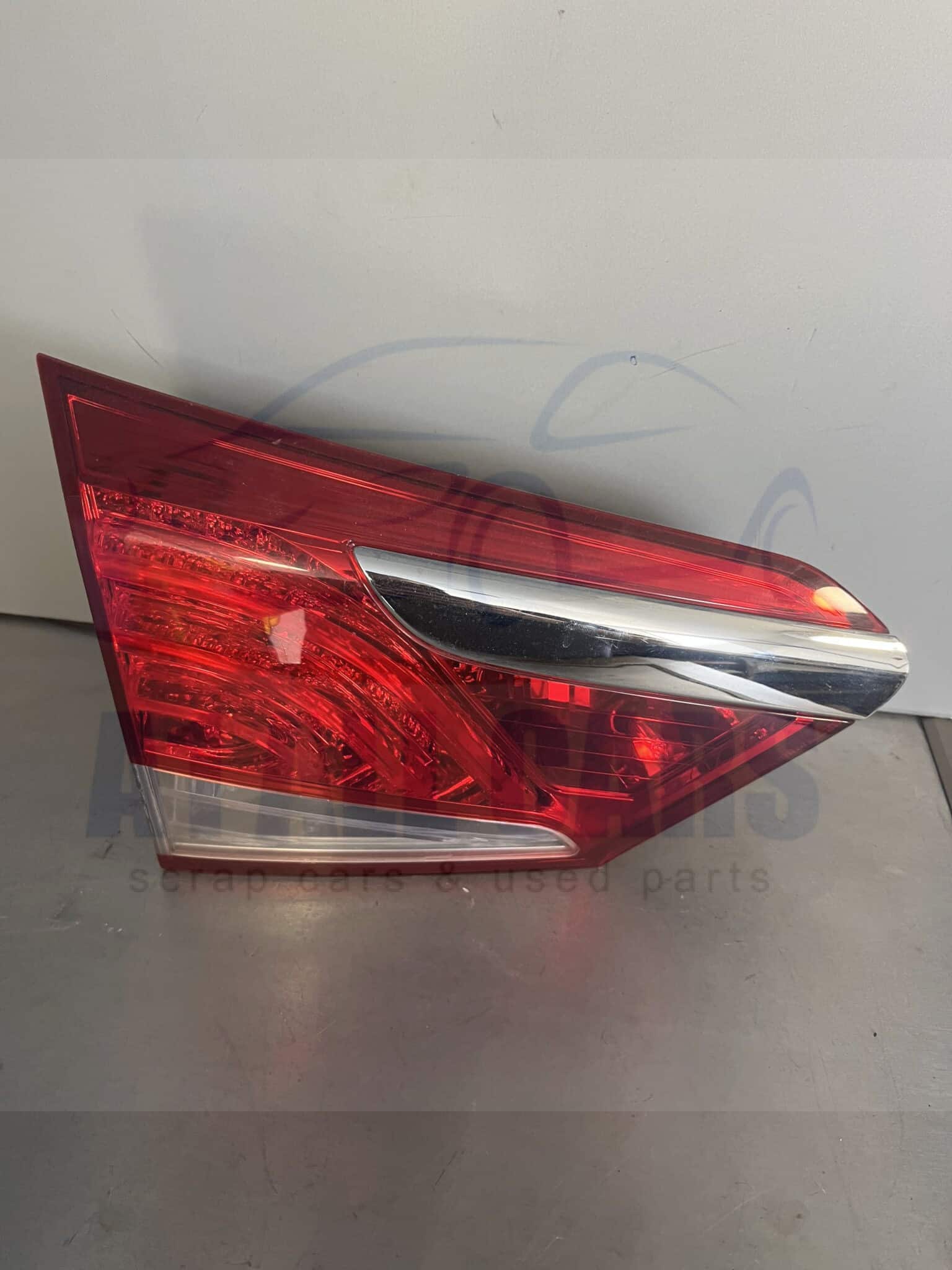 Hyundai i40 2011-2015 Estate Near Side Taillamp From Tailgate