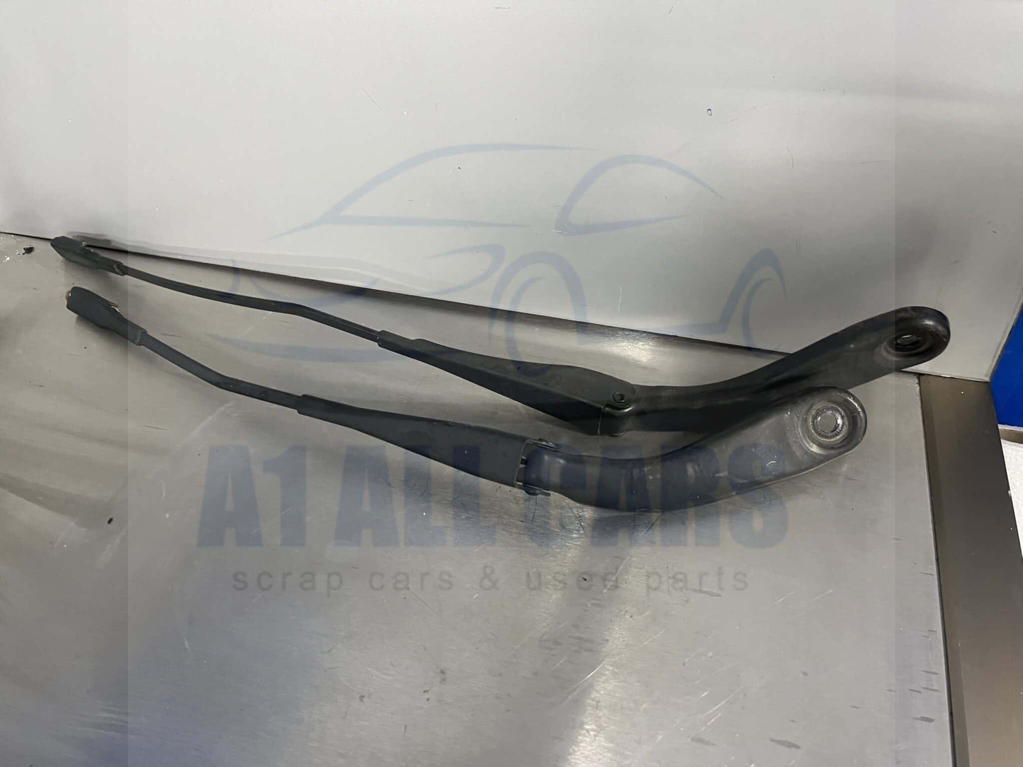 BMW 3 Series 2012-2015 F30 Front Wiper Arms – Pair