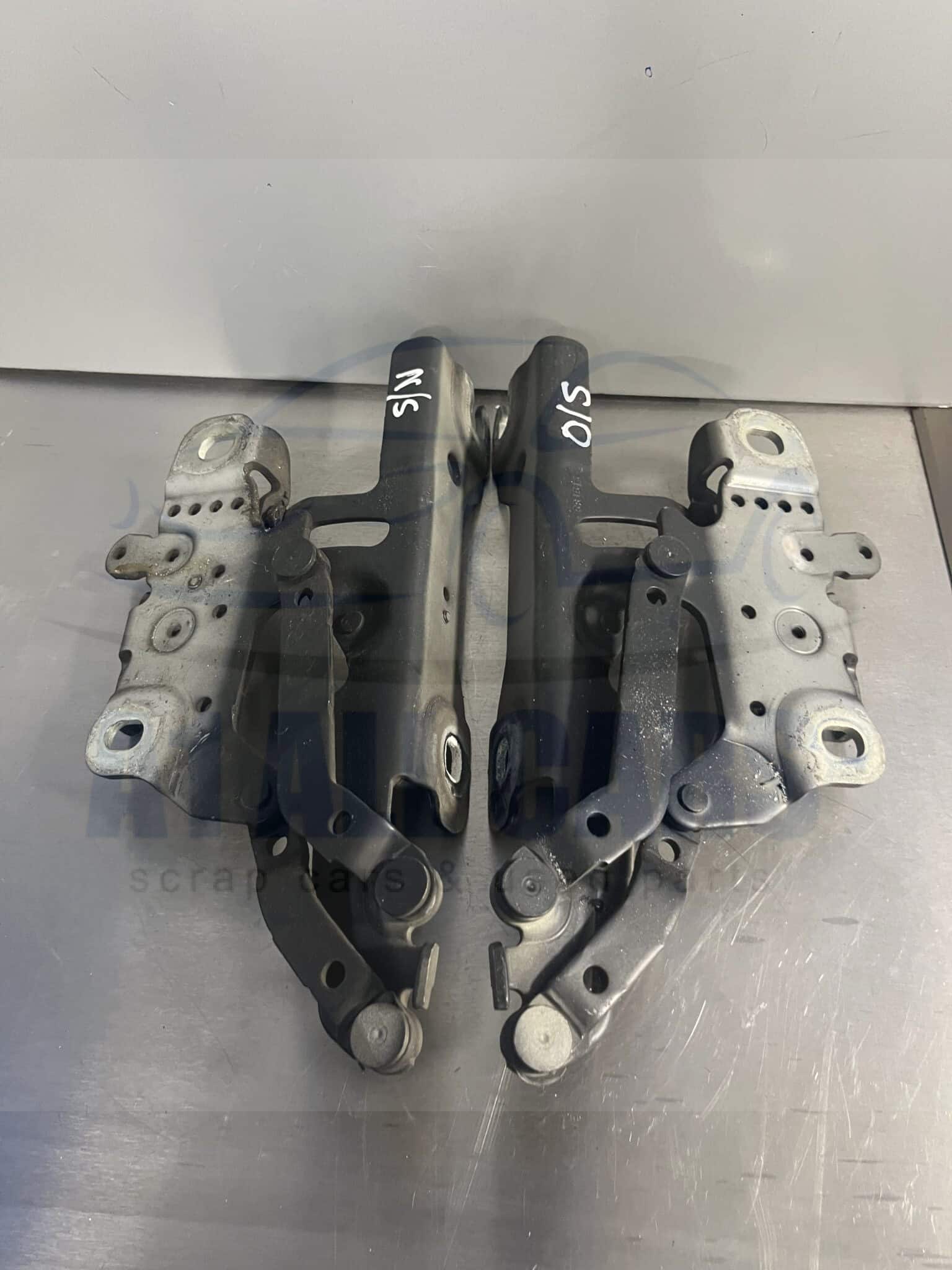 BMW 3 Series 2012-2015 F30 Bonnet Hinges – Pair