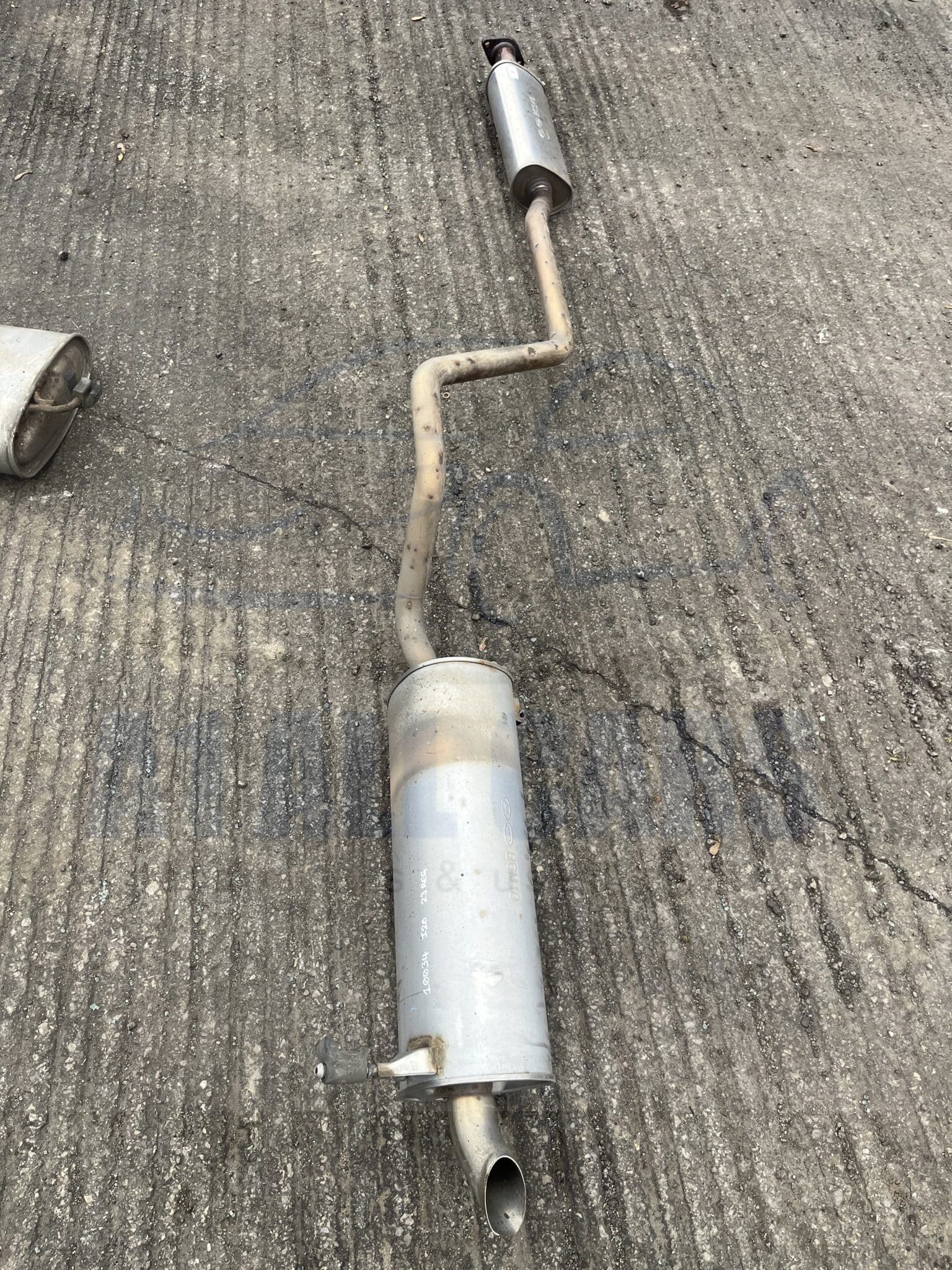 Hyundai i20 2020-2025 5 Door Hatchback 1.0 Petrol Centre Exhaust Pipe / Silencer / Back Box – 267542908X ( Call Office For Delivery Quote )