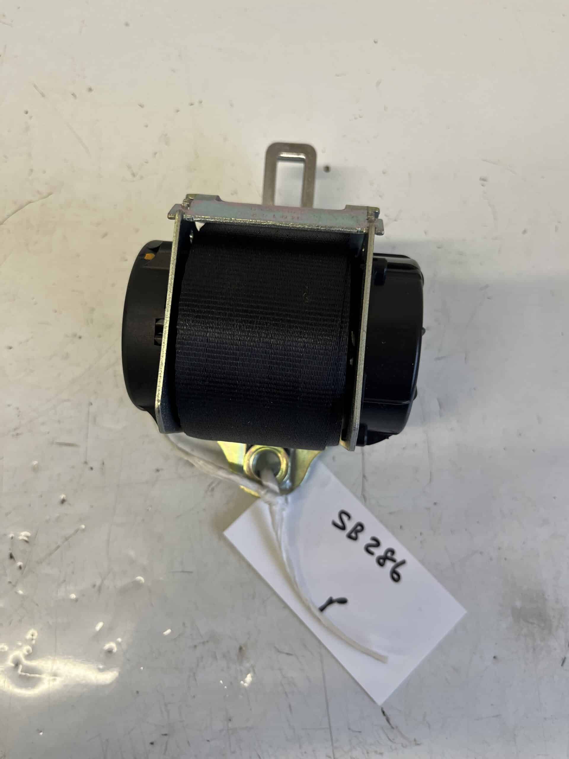 Skoda Yeti 2009-2017 Hatchback Centre Rear Seatbelt – 615593200H