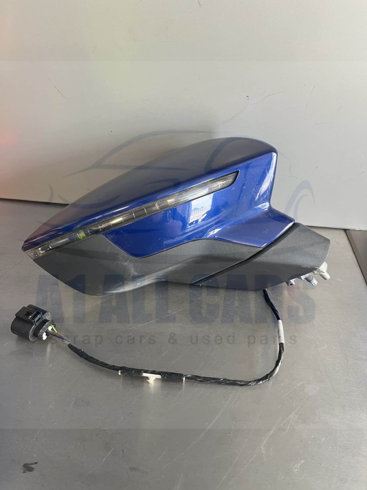 Seat Ibiza 2017-2021 Hatchback Off Side Electric Door Mirror – Blue LW5L Colour Code
