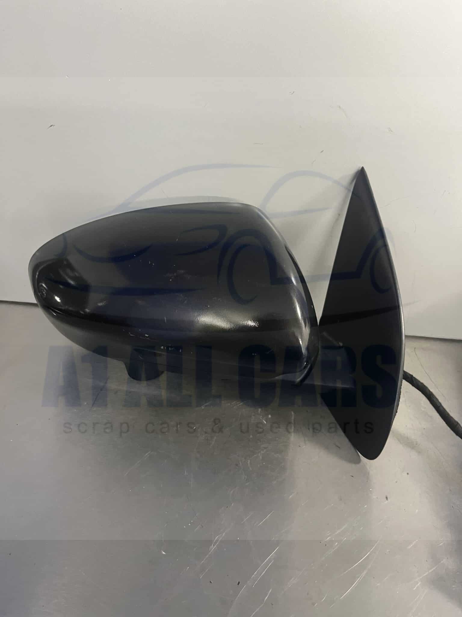 Nissan Qashqai 2007-2013 Off Side Electric Door Mirror – Black ( Power Fold And Camera )