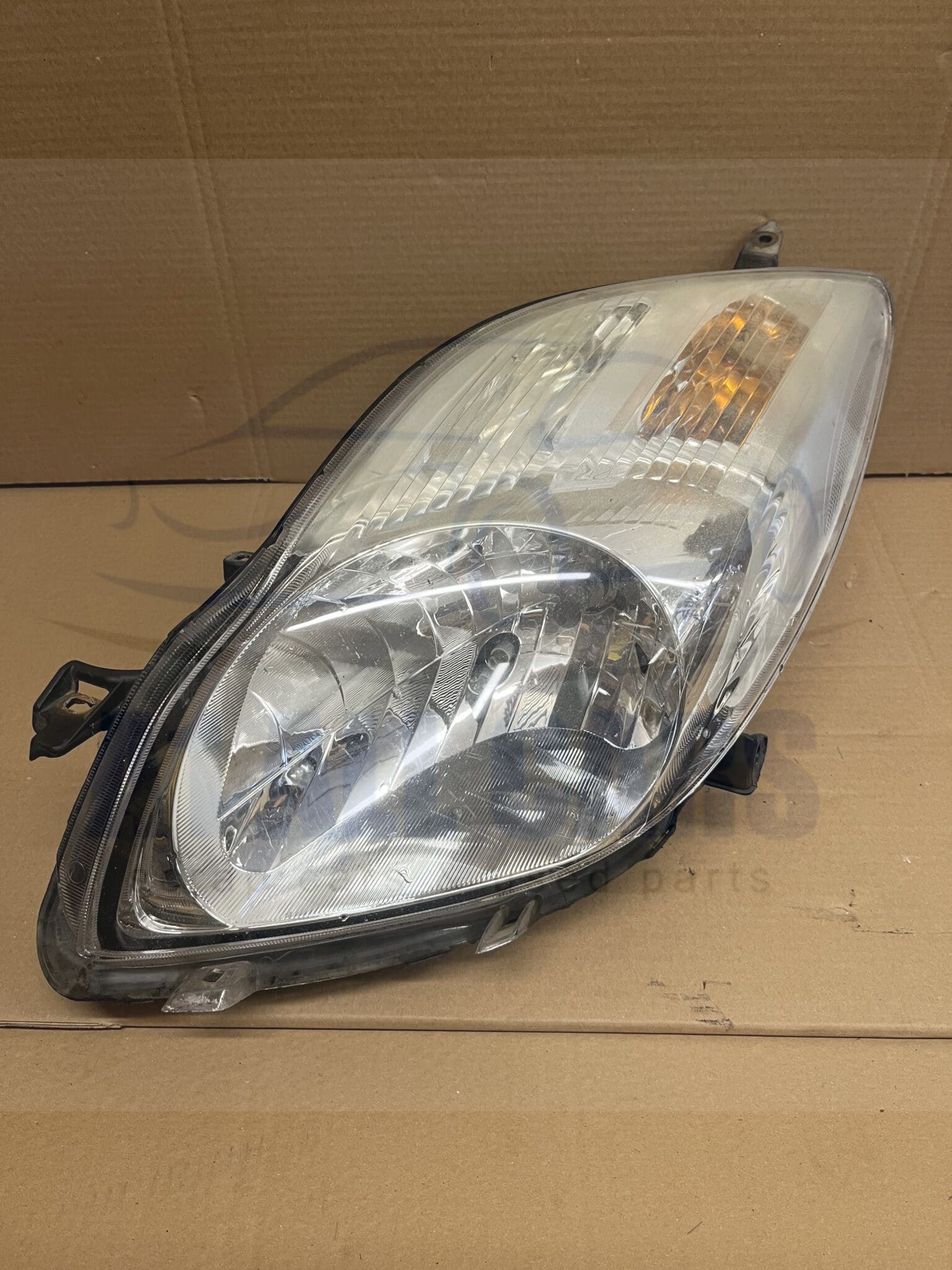 Toyota Yaris 2009-2011 Near Side Headlamp – 81150-0D340