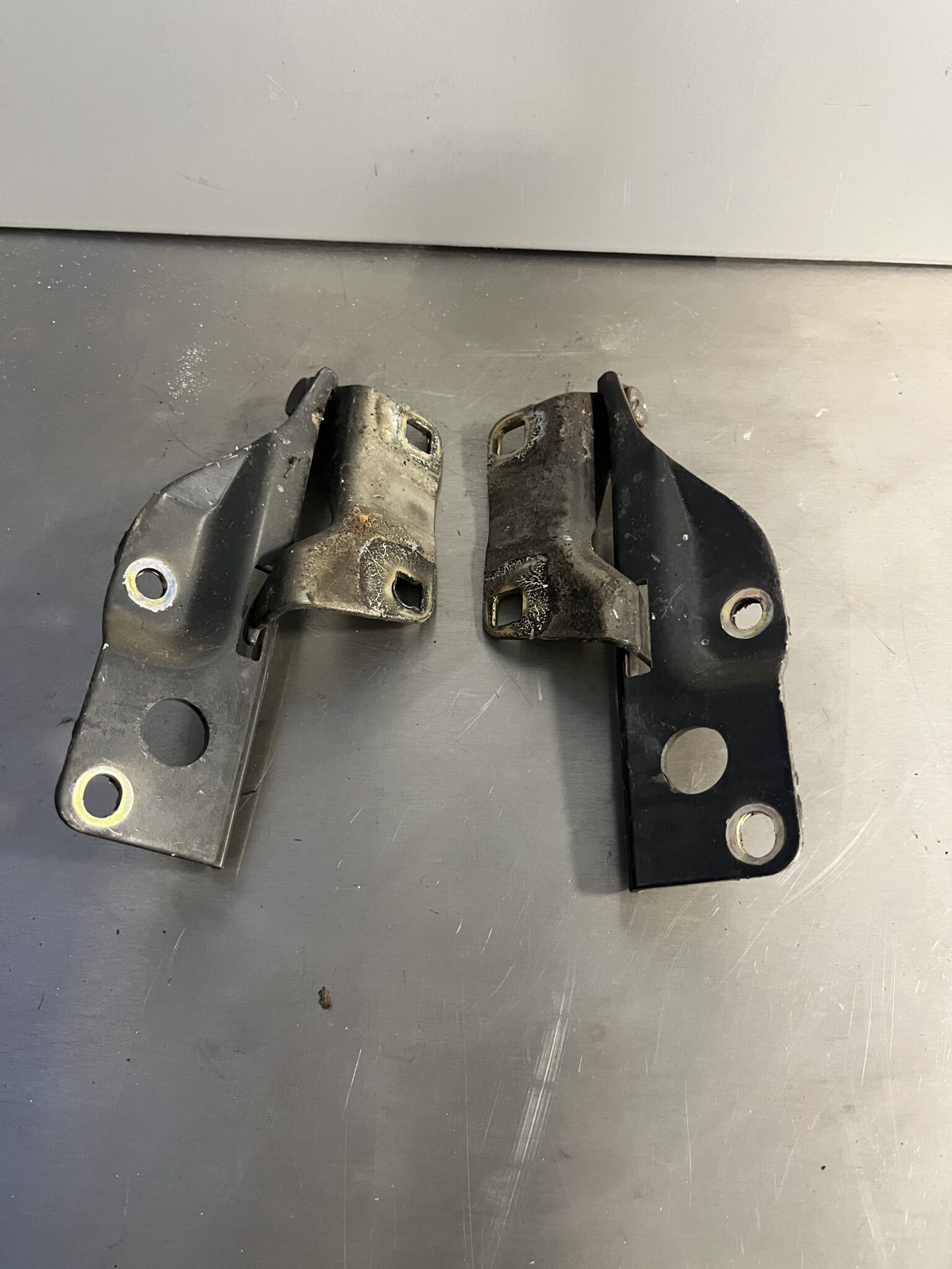 Nissan Navara 2005-2015 Bonnet Hinges – Pair