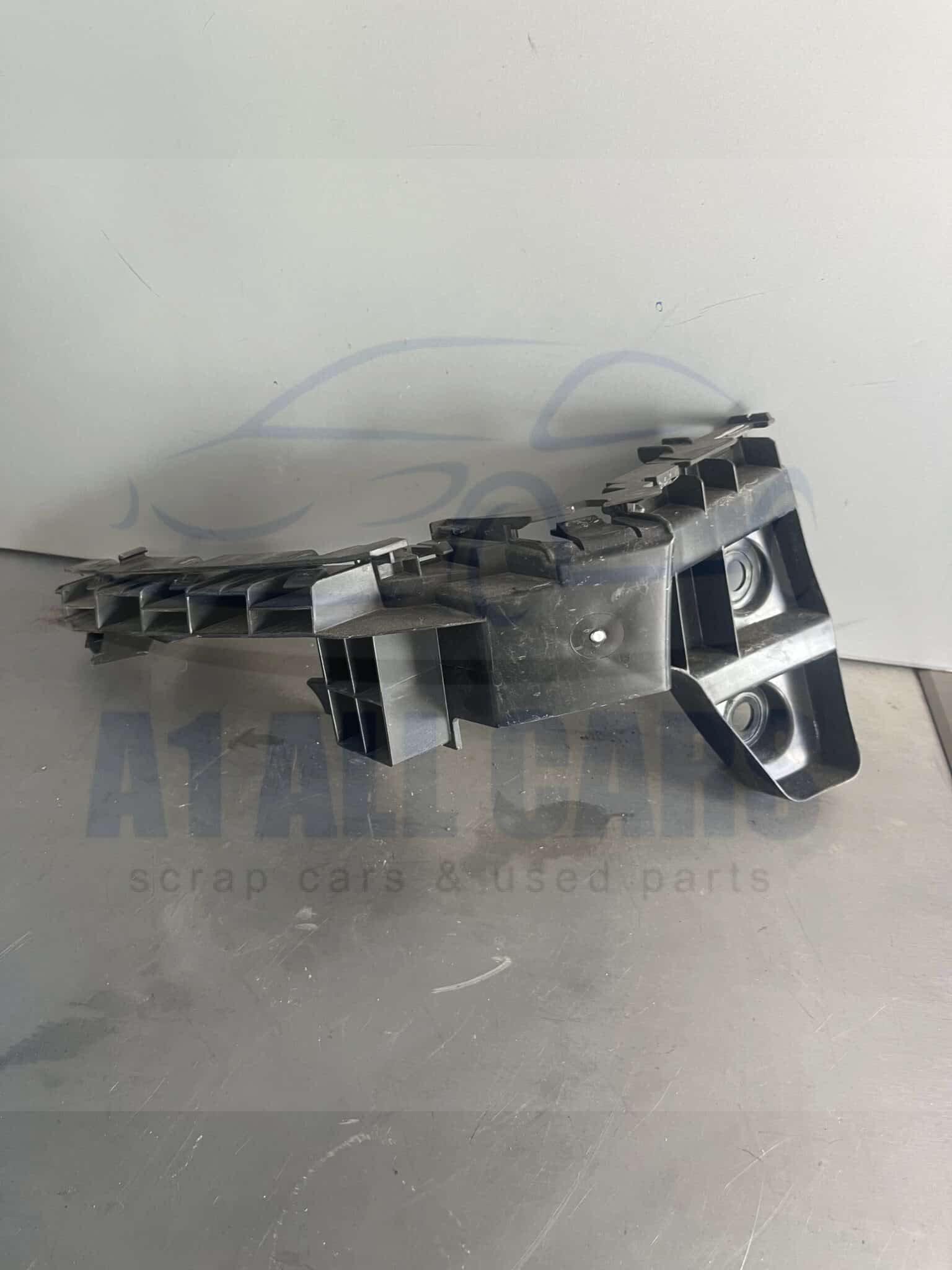 Volkswagen Golf 2019-2024 5 Door Hatchback Near Side Rear Bumper Bracket – 5H6.807.393.E