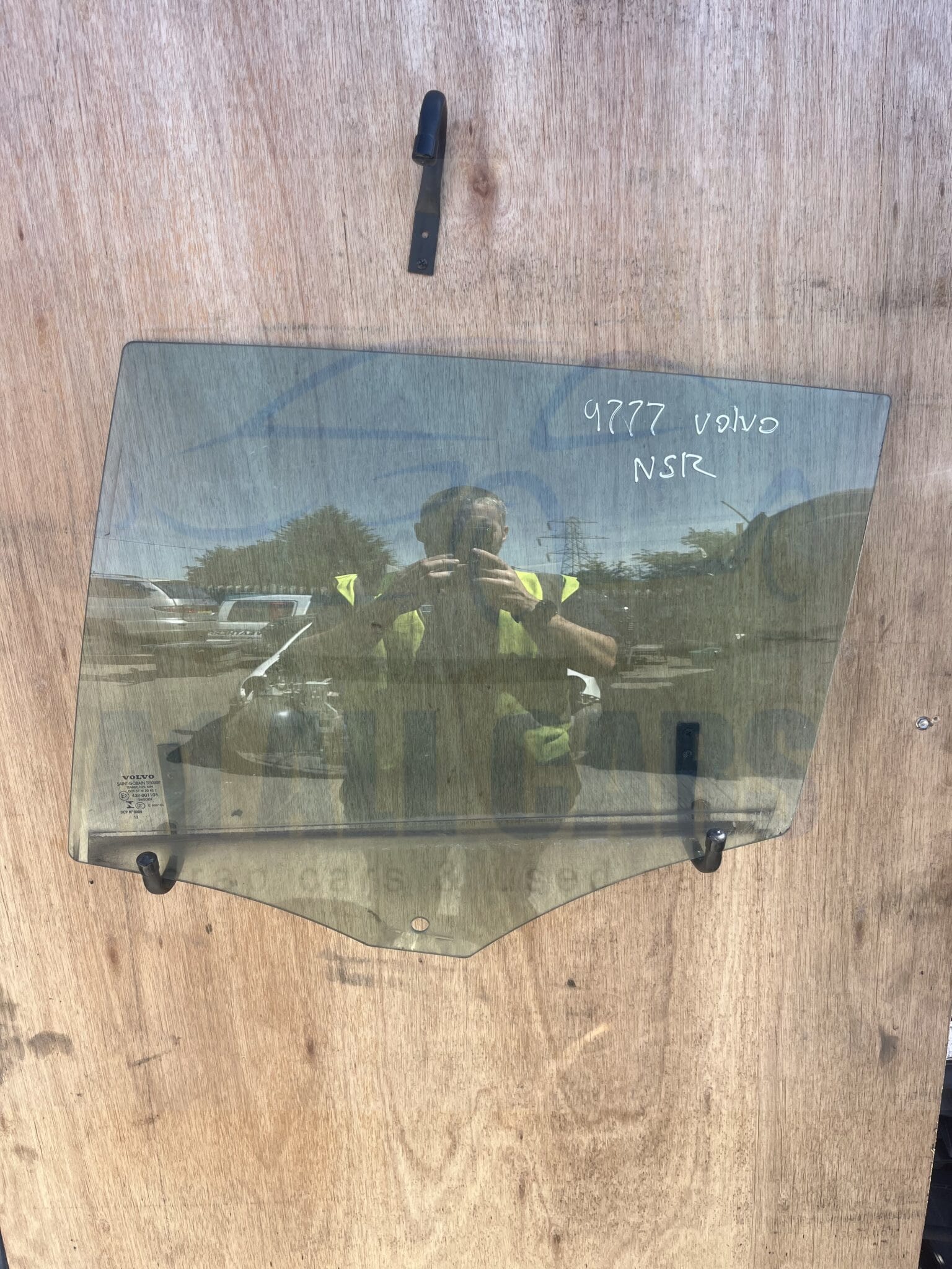 Volvo V60 2010-2018 5 Door Estate Near Side Rear Door Glass