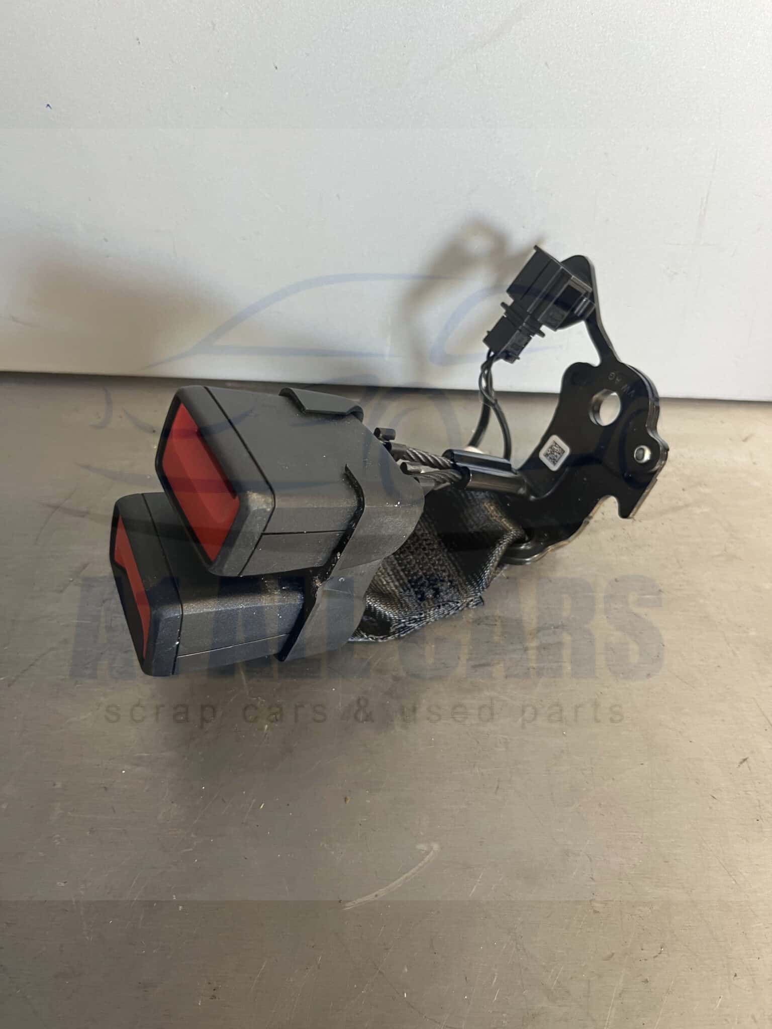 Volkswagen Golf 2019-2024 MK8 Near Side Rear Double Seatbelt Anchor – 8Y0857739M