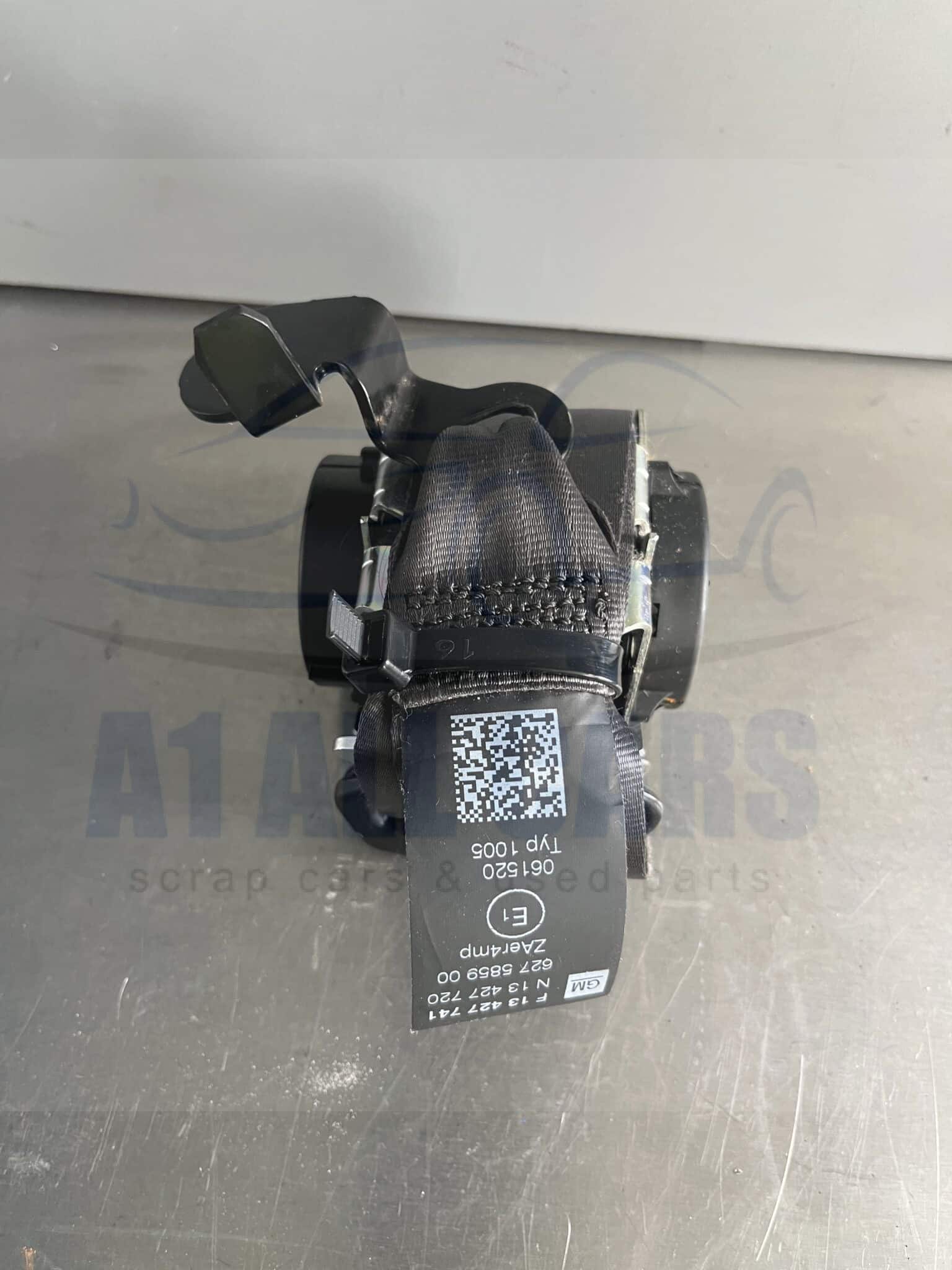 Vauxhall Corsa 2014-2019 5 Door Hatchback Off Side Front Seatbelt – 13427741