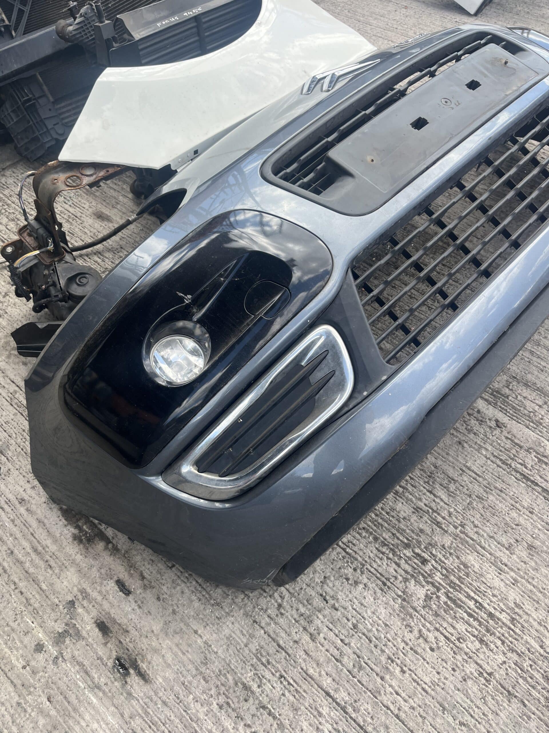 RETOV Front Bumper Center Grille For Citroen C3 (2005-2010) - Black, Horizontal Bar Style