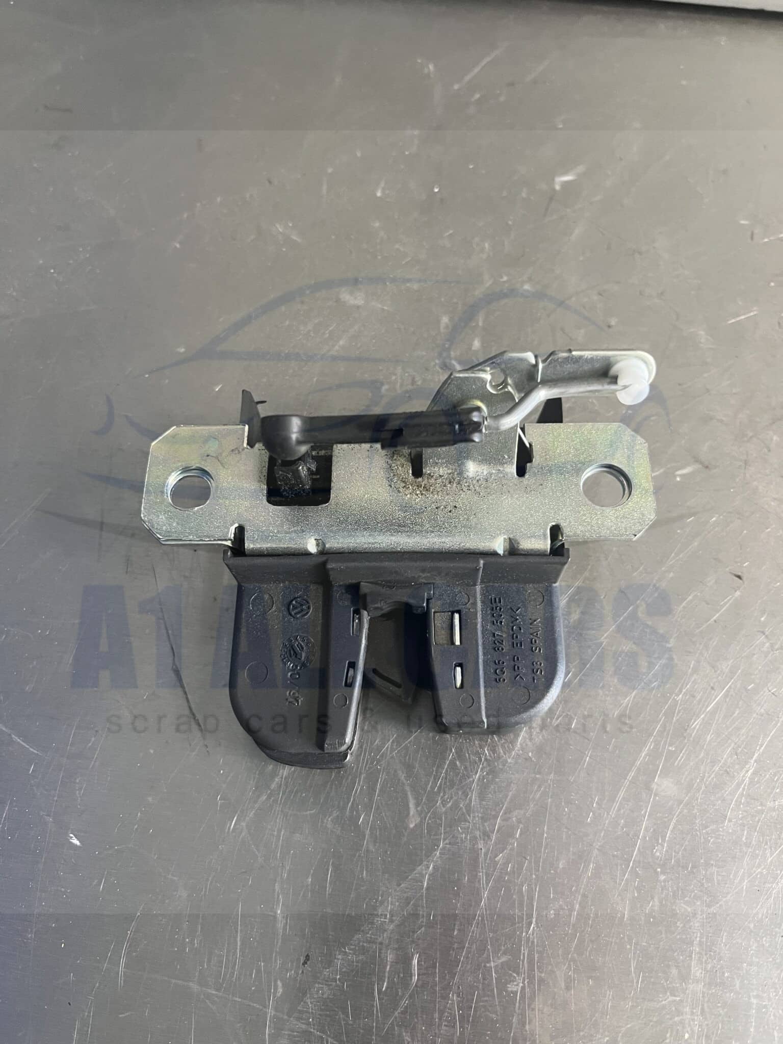 Volkswagen Polo 2002-2009 Hatchback Tailgate Locking Mechanism – 6Q6827505