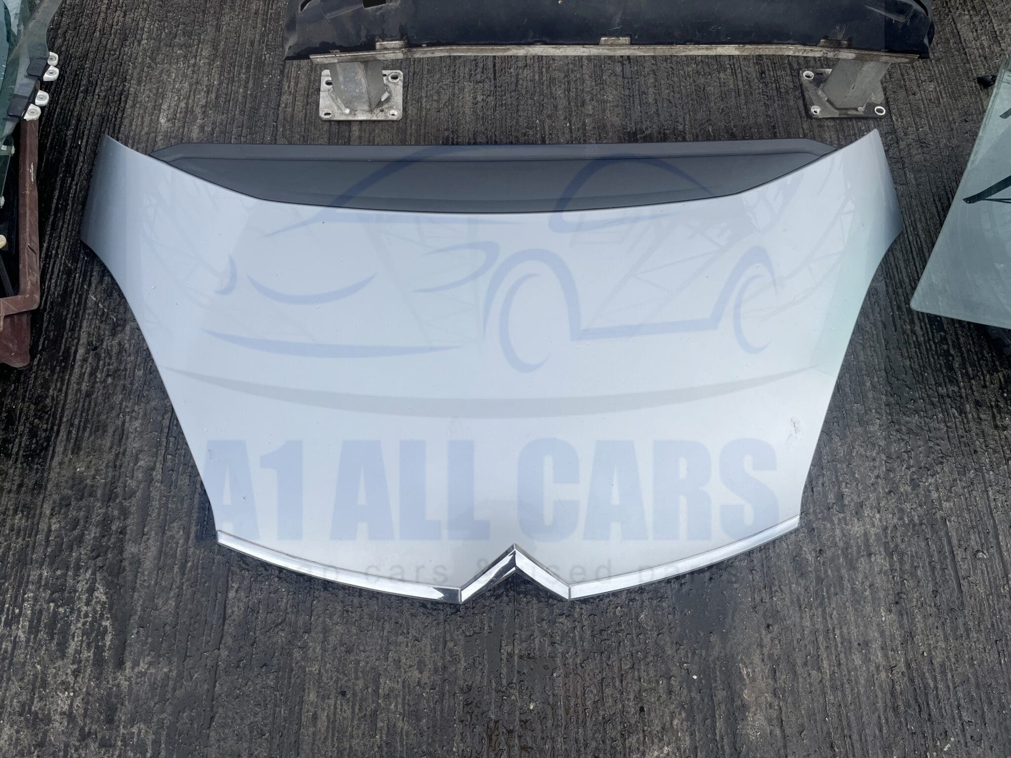 Citroen C4 Picasso 2007-2013 Bonnet – Silver EZRC Colour Code ( Call Office For Delivery Quote )