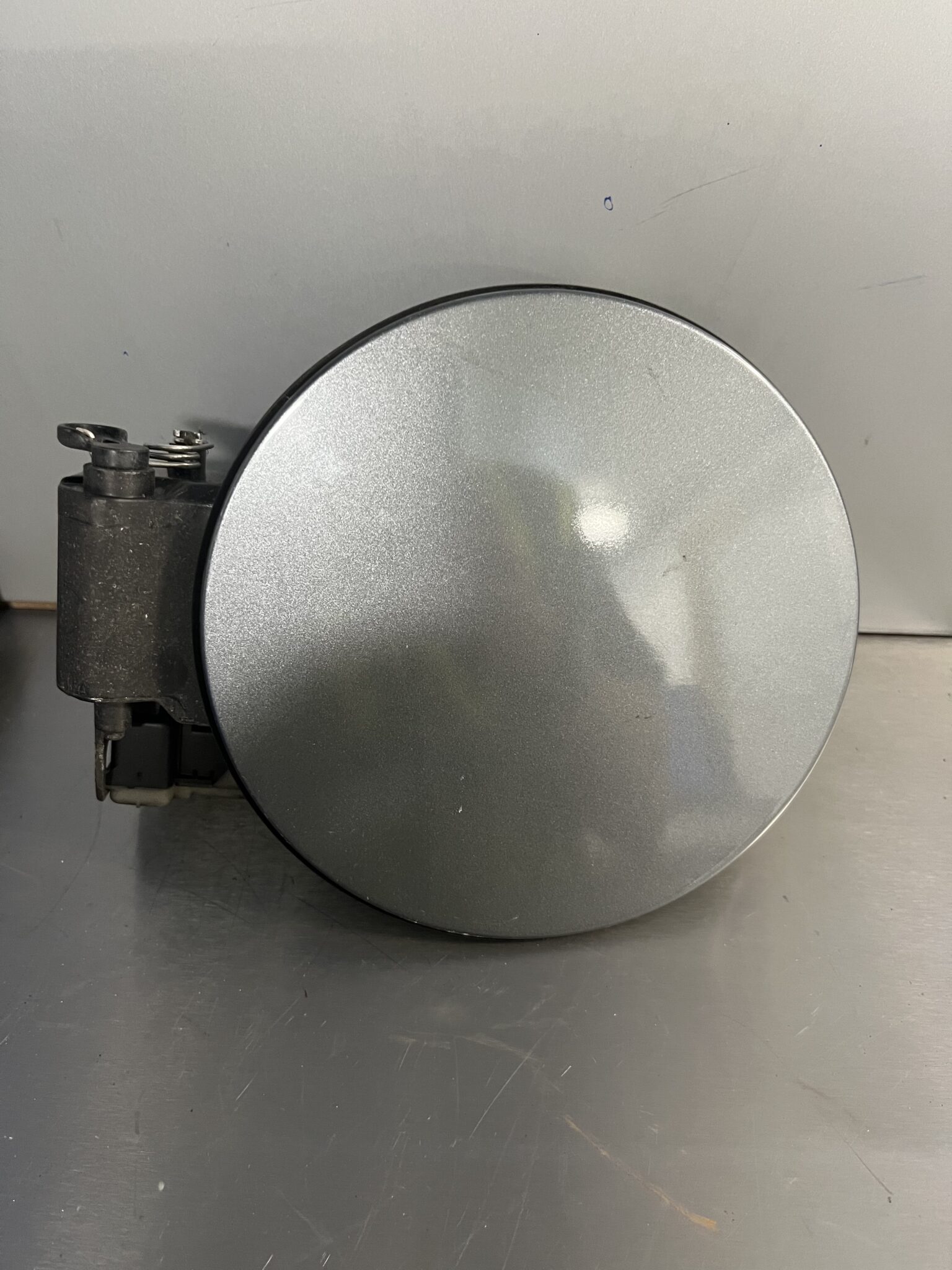 Vauxhall Mokka 2012-2019 Petrol Fuel Flap And Cap – Grey