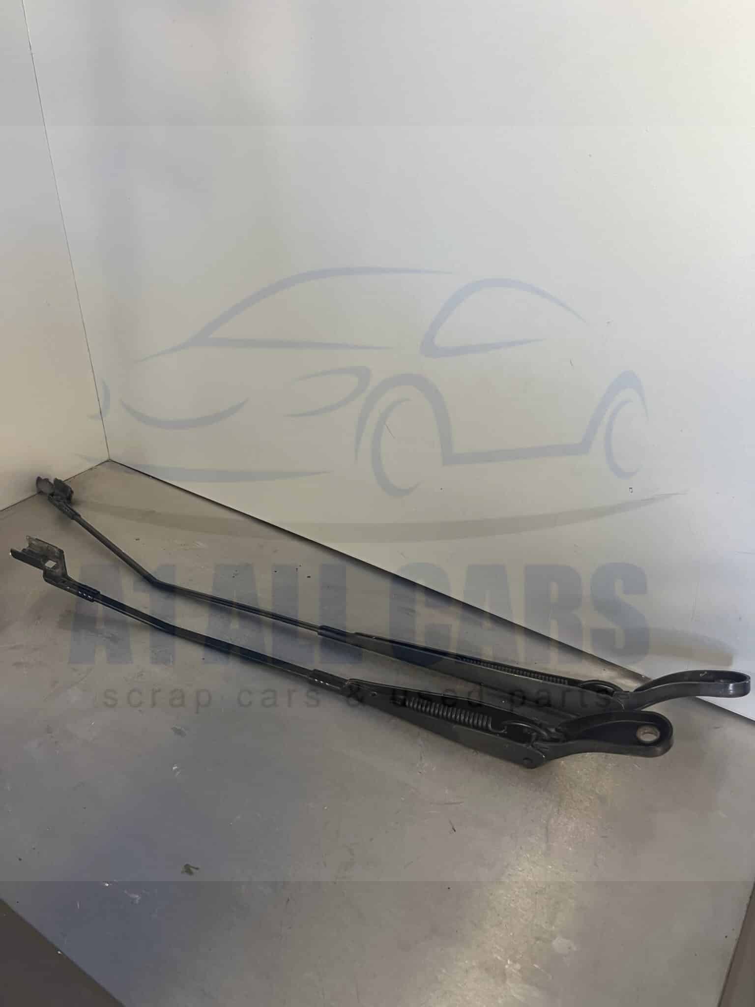 Peugeot 2008 2013-2019 Front Wiper Arms – Pair