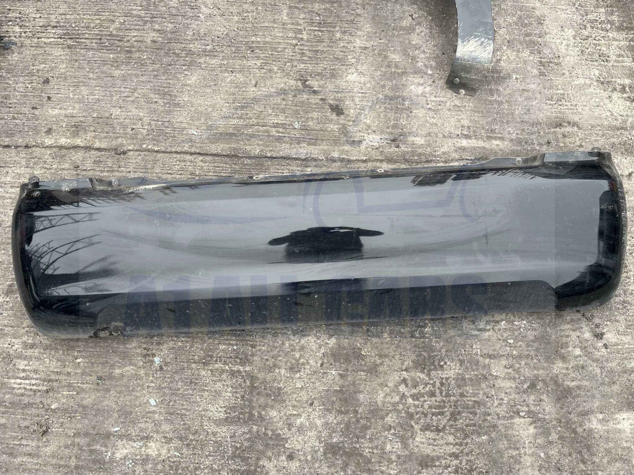 KIA Picanto 2001-2007 5 Door Hatchback Rear Bumper – Black ( Scuffed On One Side See Pics )
