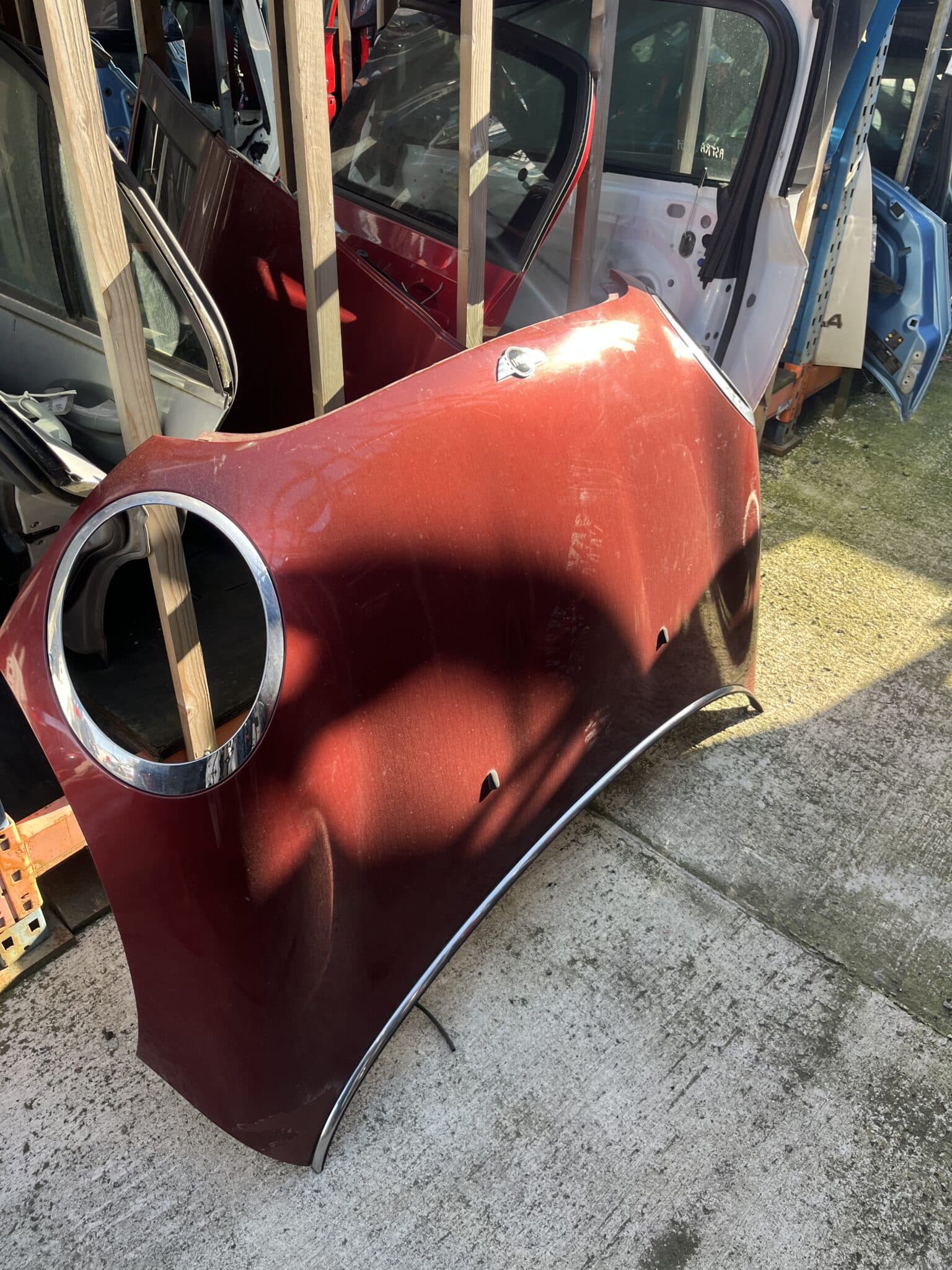 BMW Mini 2006-2014 Bonnet – Maroon – Small Scuff See Pics ( Call Office For Delivery Quote )