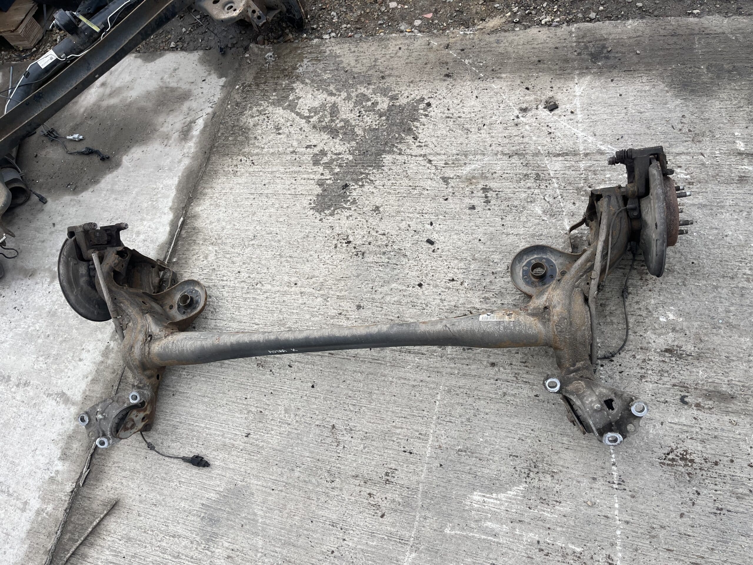 Vauxhall Astra 2015-2021 5 Door Hatchback Rear Axle – Disks And ABS