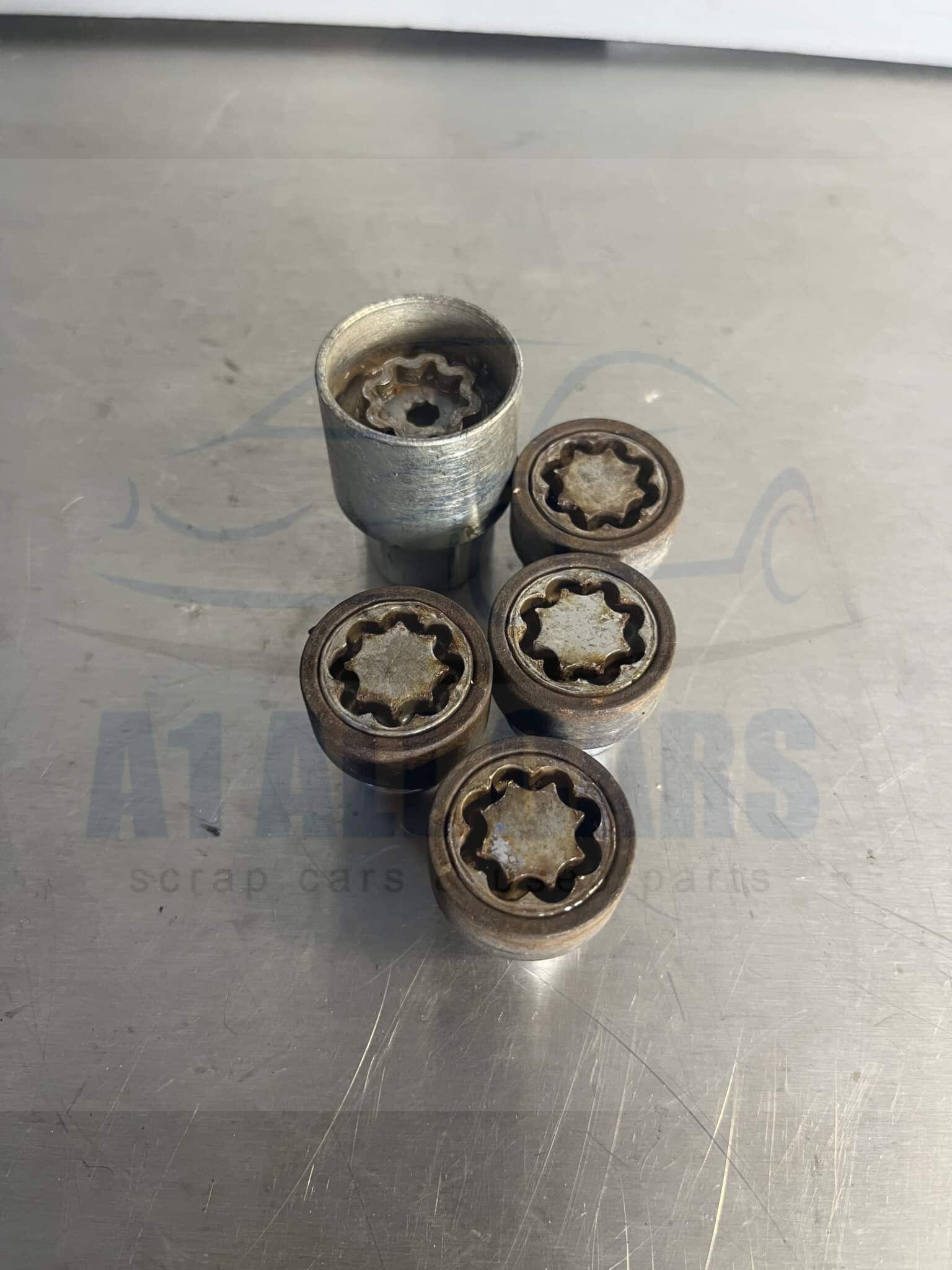 Renault Koleos 2008-2016 Locking Wheel Nut Kit