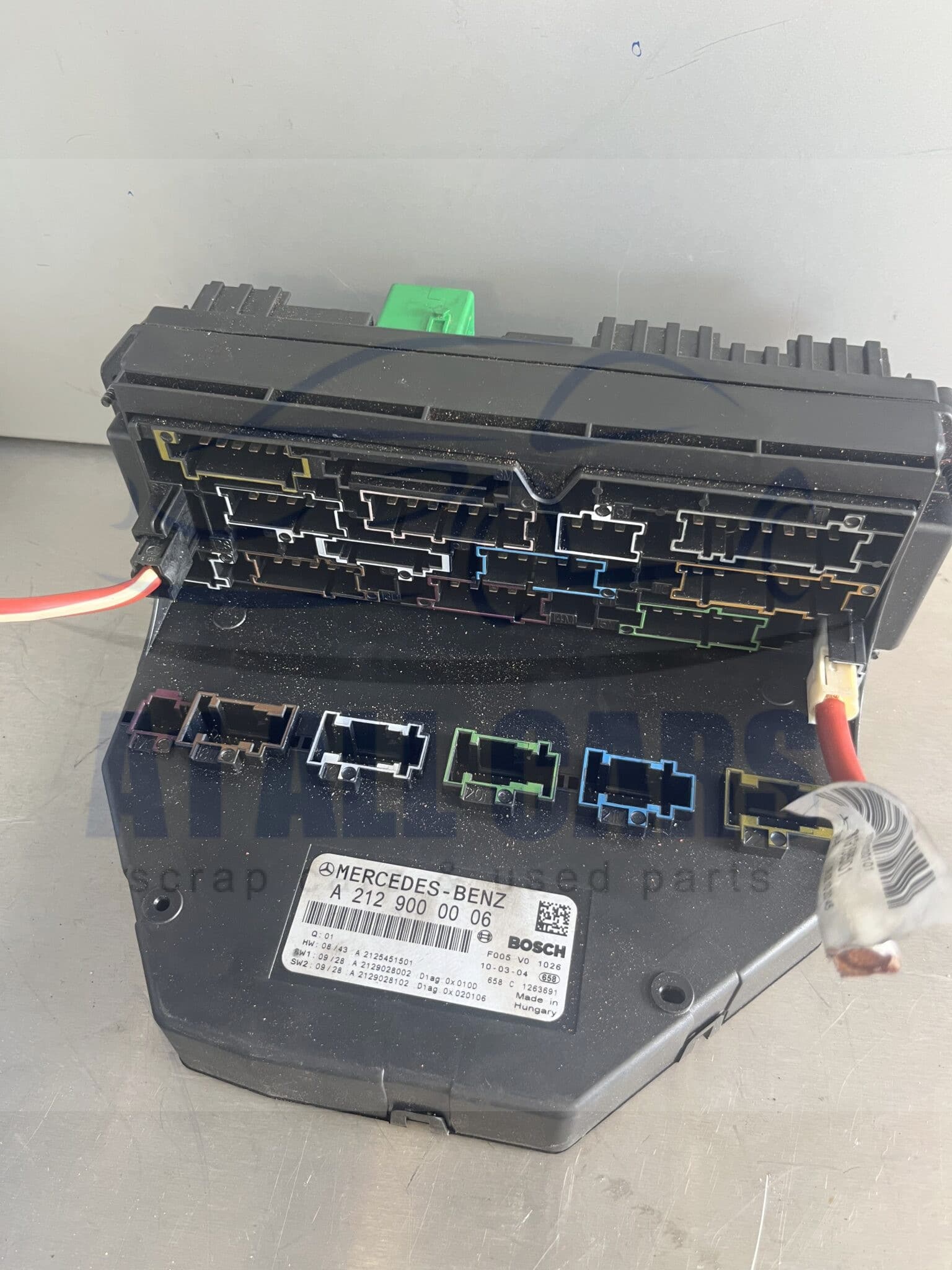 Mercedes E Class 2009-2014 SAM Module / Fuse Box – A2129000006