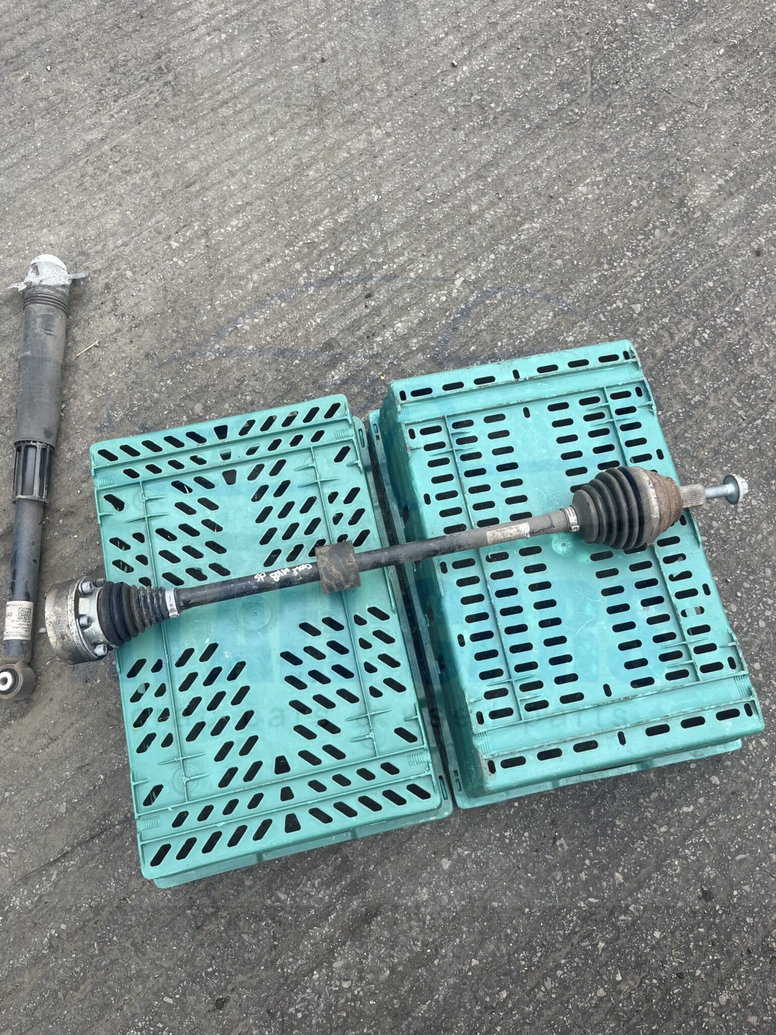 Volkswagen Golf 2019-2024 MK8 1.5 Petrol 6 Speed Manual Off Side Driveshaft – 5Q0407272EB