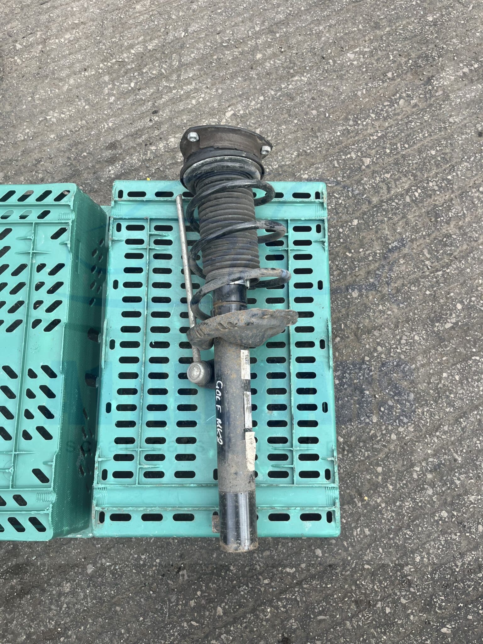 Volkswagen Golf 2019-2024 MK8 1.5 Petrol Front Shock Absorber – 5WA413023N ( Fits Off Side And Near Side Front )