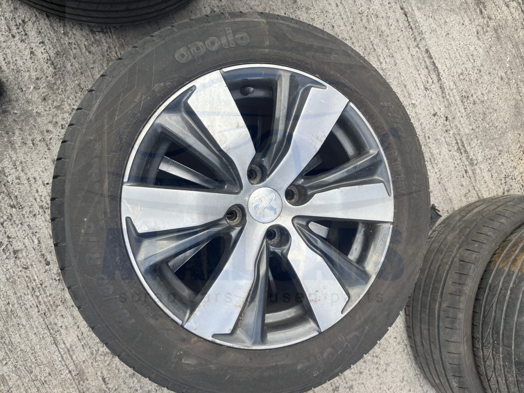 Peugeot 2008 2013-2019 Single 16″ Alloy Wheel With Tyre – 195/60/16
