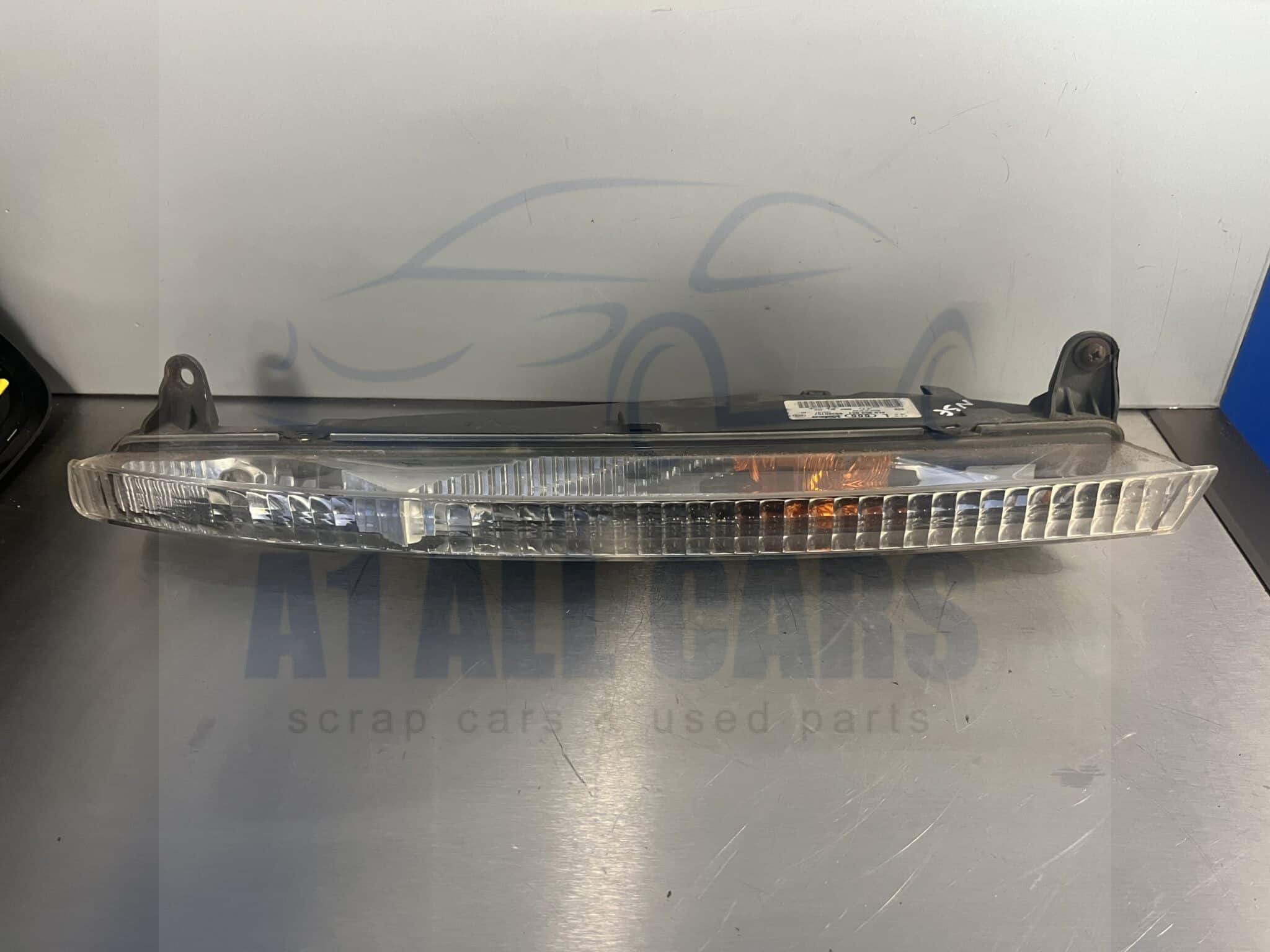 Audi Q7 2006-2010 Near Side Front Indicator Lamp – 4L0953041