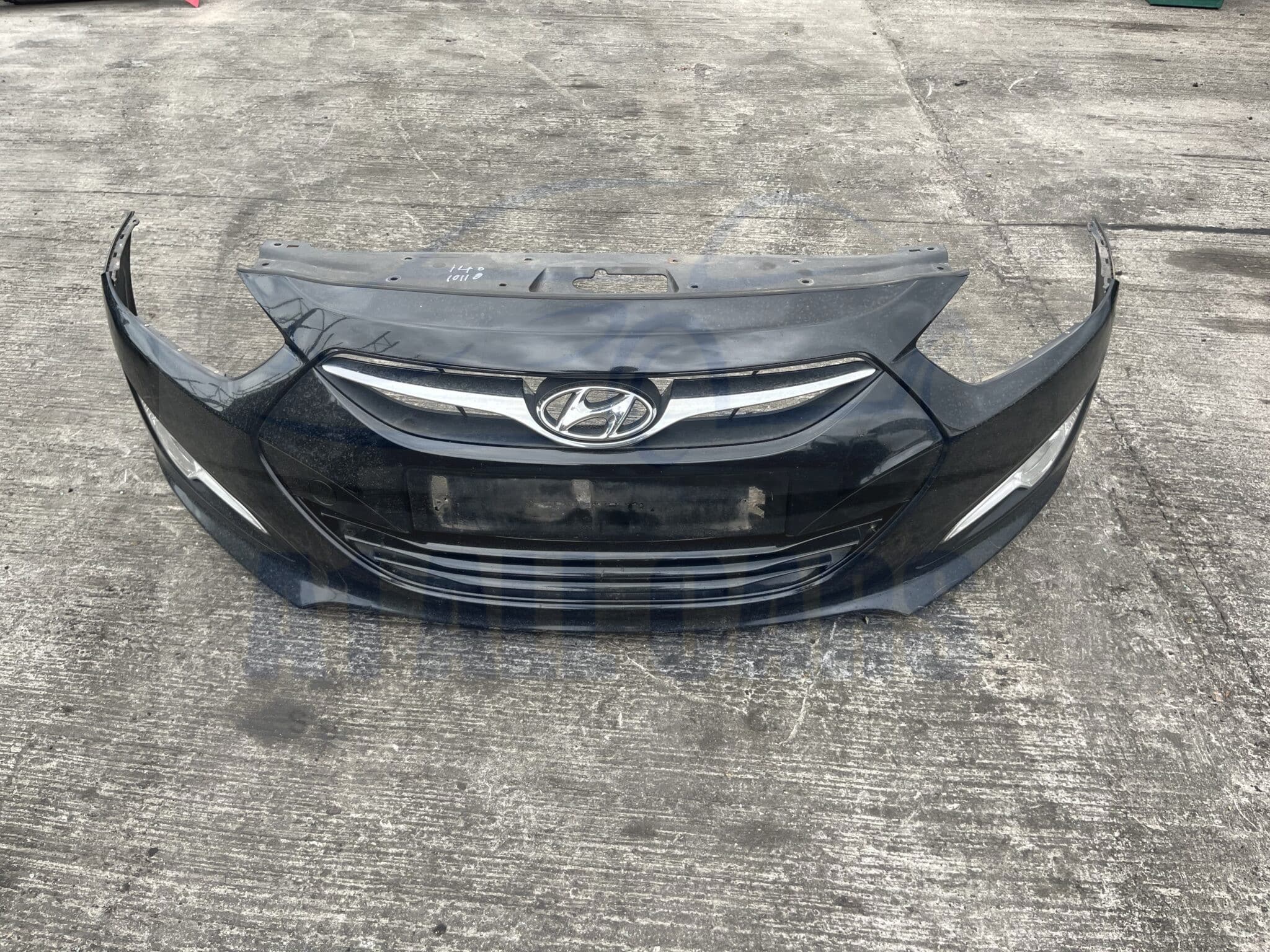 Hyundai i40 2011-2015 Front Bumper With Fogs – Black NKA Colour Code