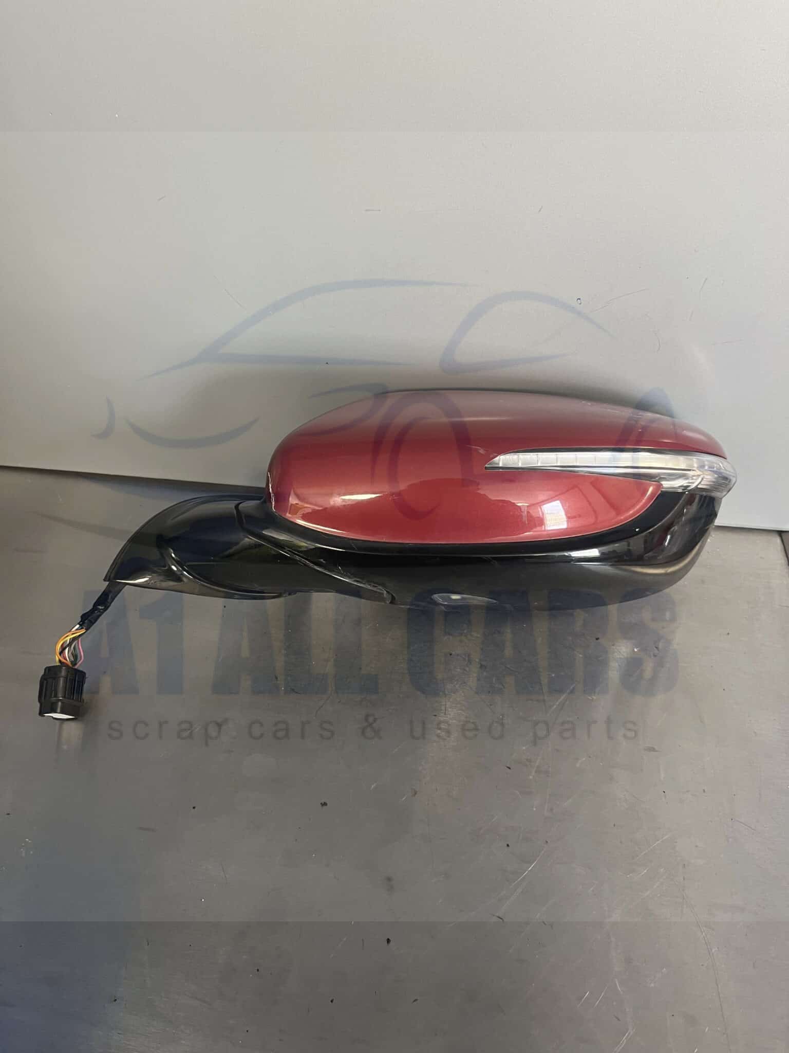 Kia Ceed 2012-2015 Hatchback Near Side Electric Door Mirror – Red AO Colour Code ( Power Fold )