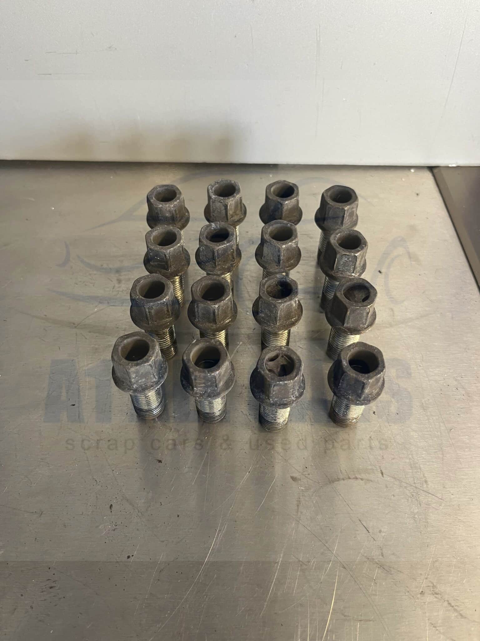 Audi A4 2008-2015 Full Set Of 16 Alloy Wheel Studs / Nuts