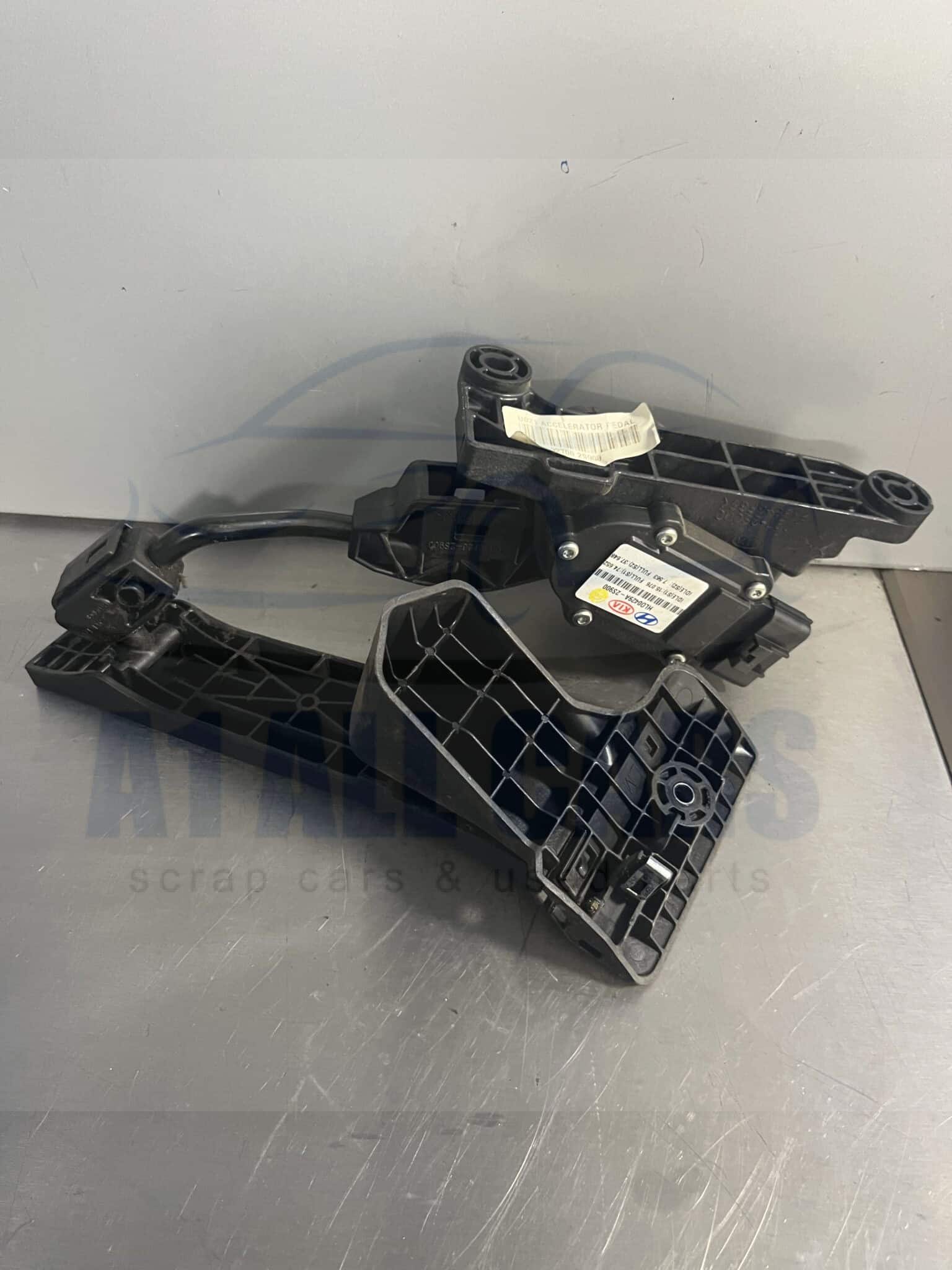 KIA Sportage 2010-2016 Throttle Pedal – 32700-2S900