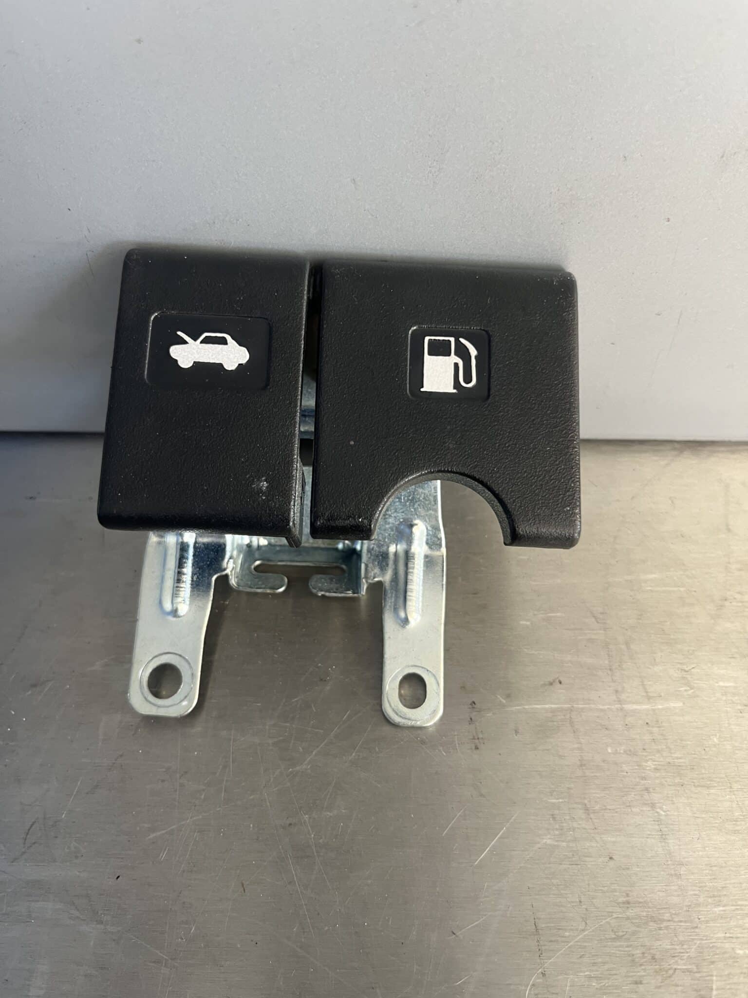 Nissan Note 2013-2017 MK2 Bonnet / Fuel Flap Release Handle