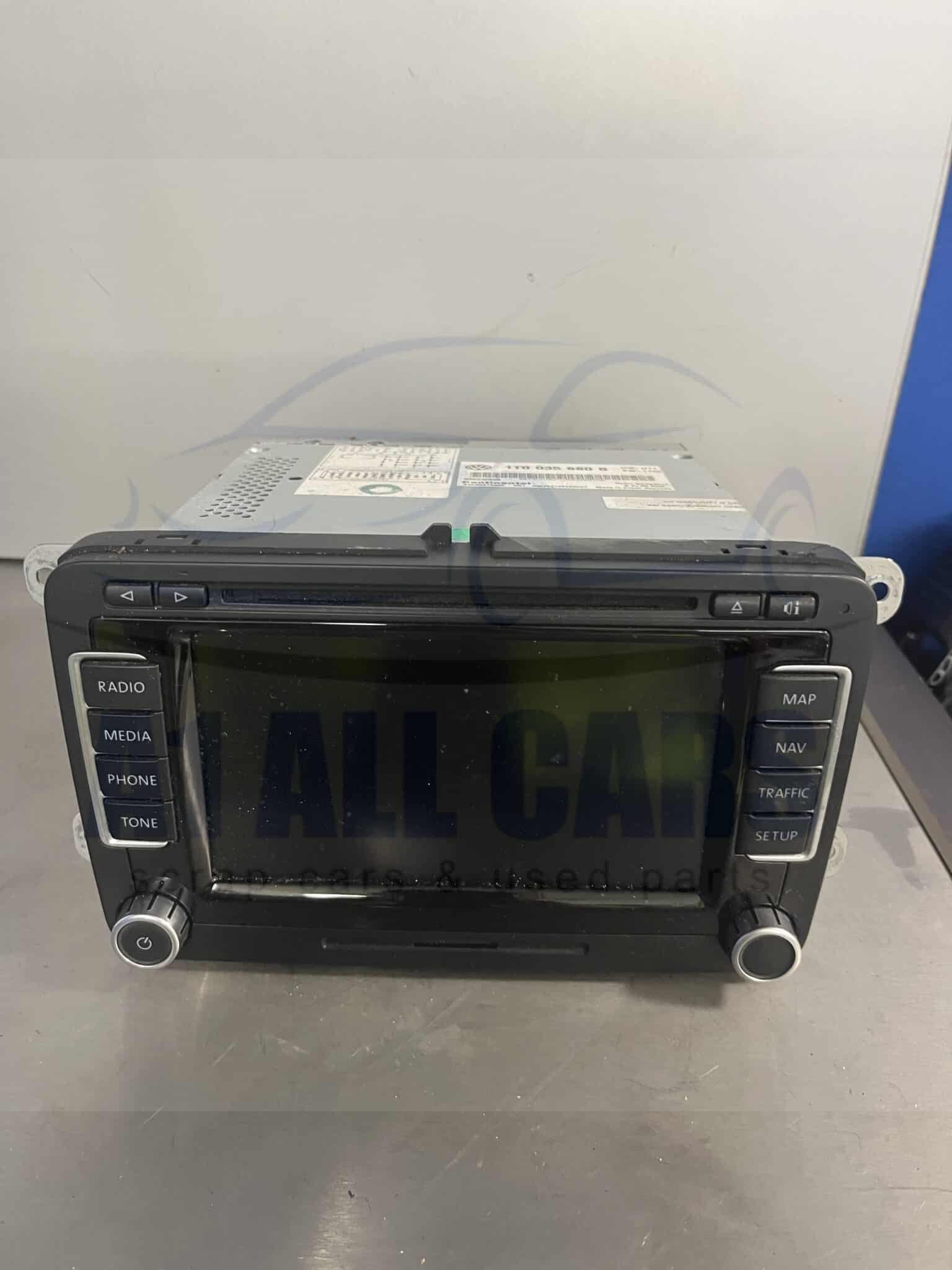 Volkswagen Golf 2008-2012 CD Radio / Sat Nav – 1T0035680B