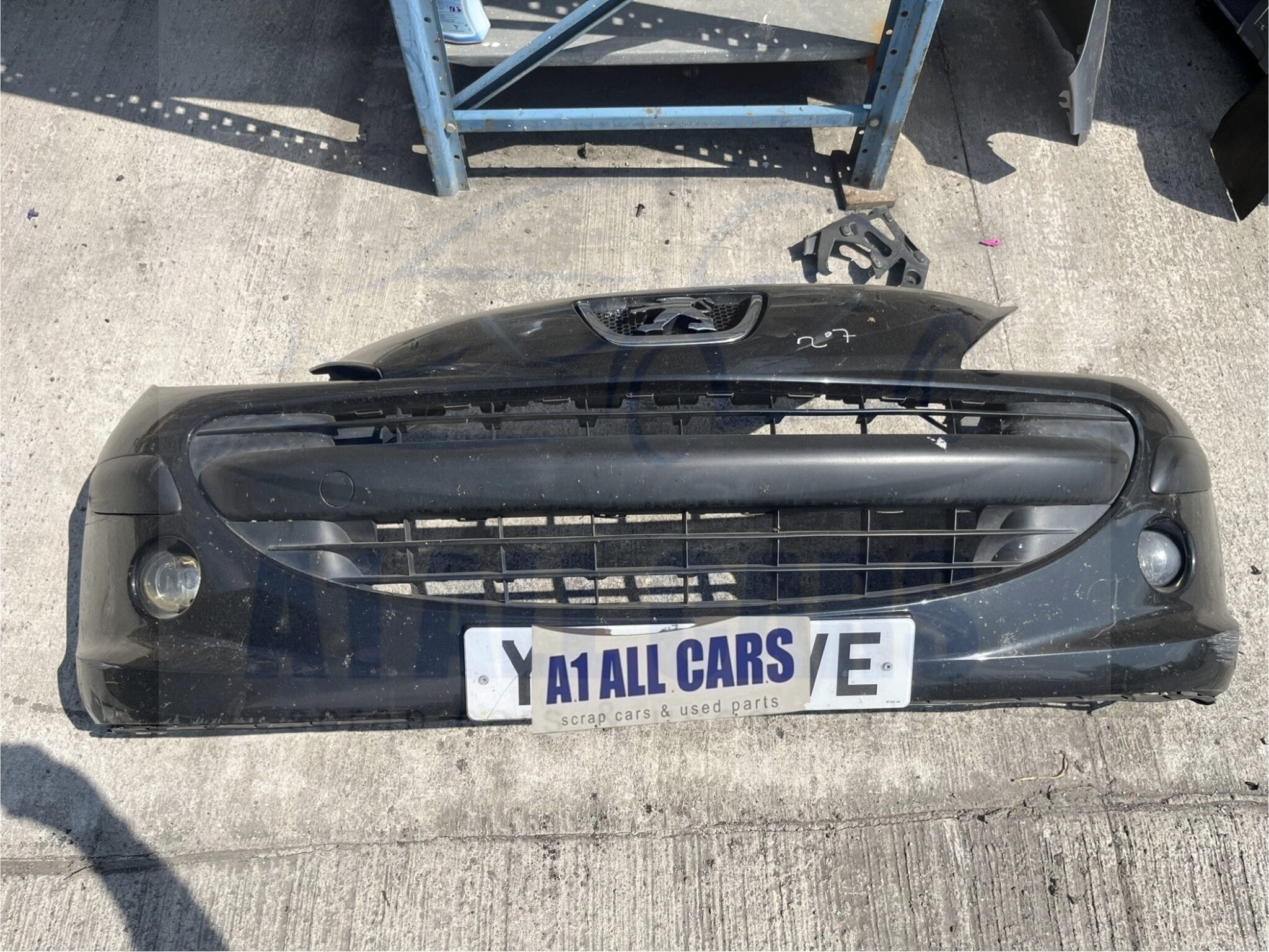 Peugeot 207 2006-2012 Front Bumper With Fogs ( Few Small Scuffs See Pics )