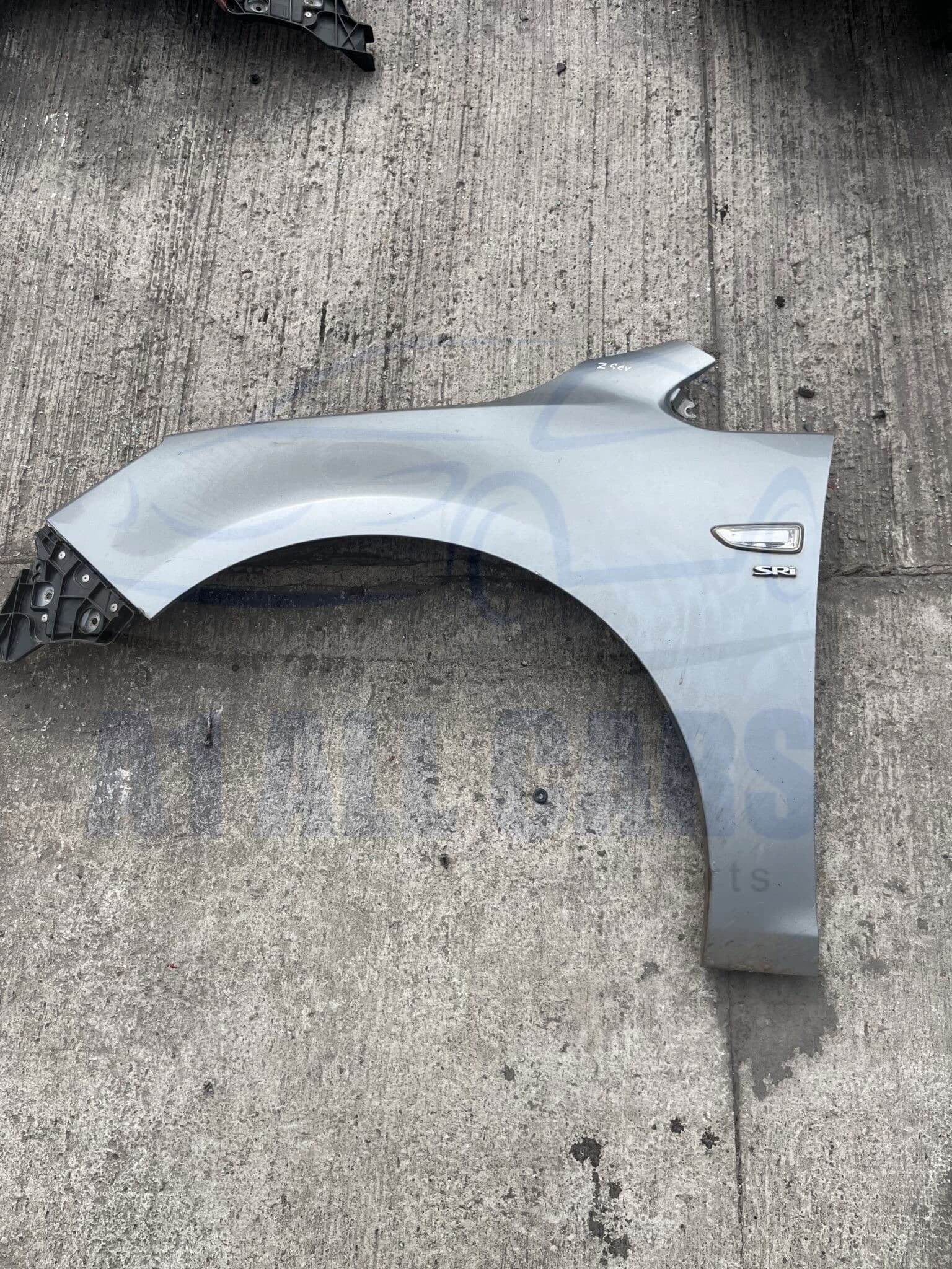 Vauxhall Astra 2010-2015 Near Side Wing – Silver ZGEV Colour Code