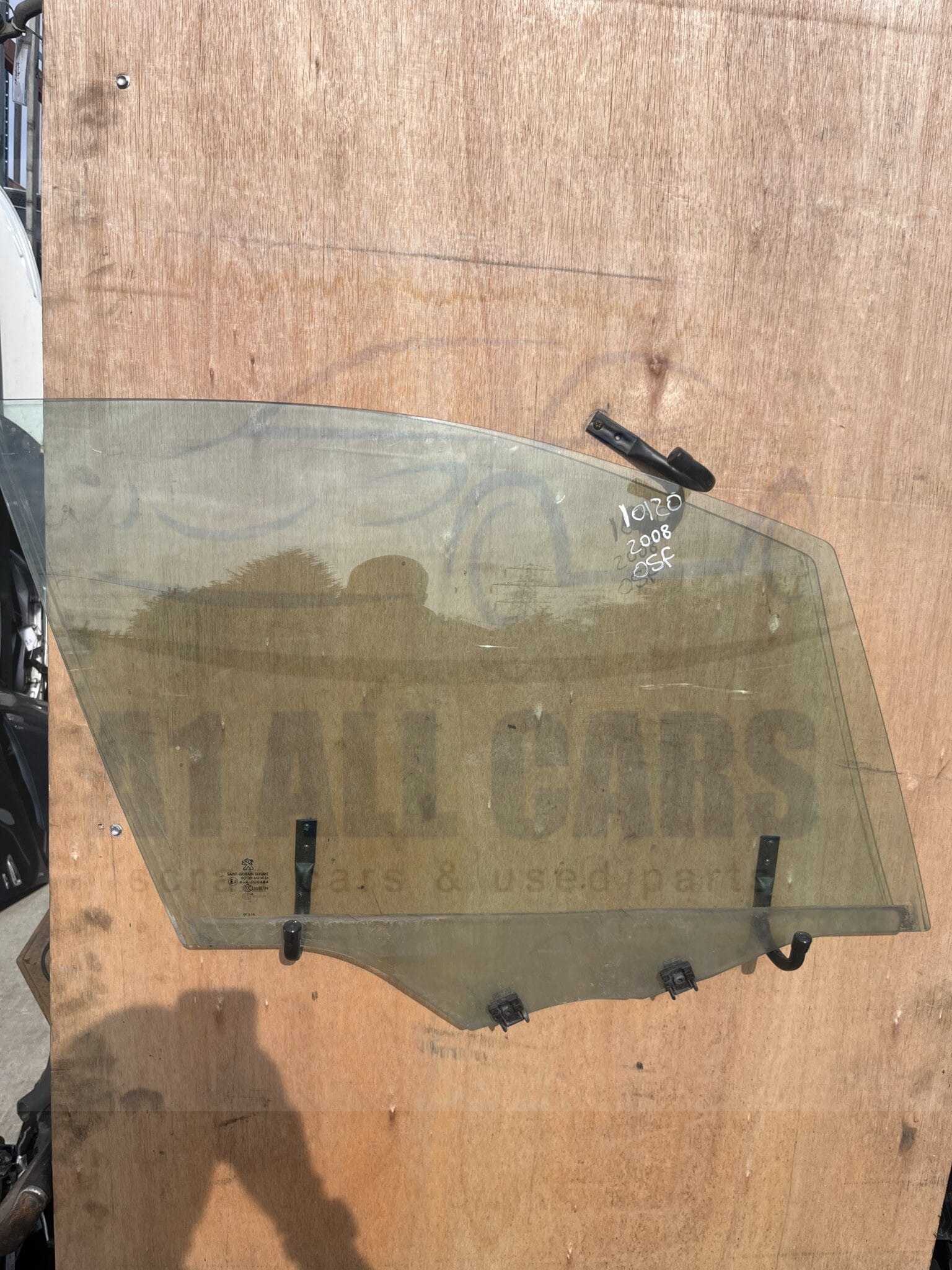 Peugeot 2008 2013-2019 5 Door Hatchback Off Side Front Door Glass