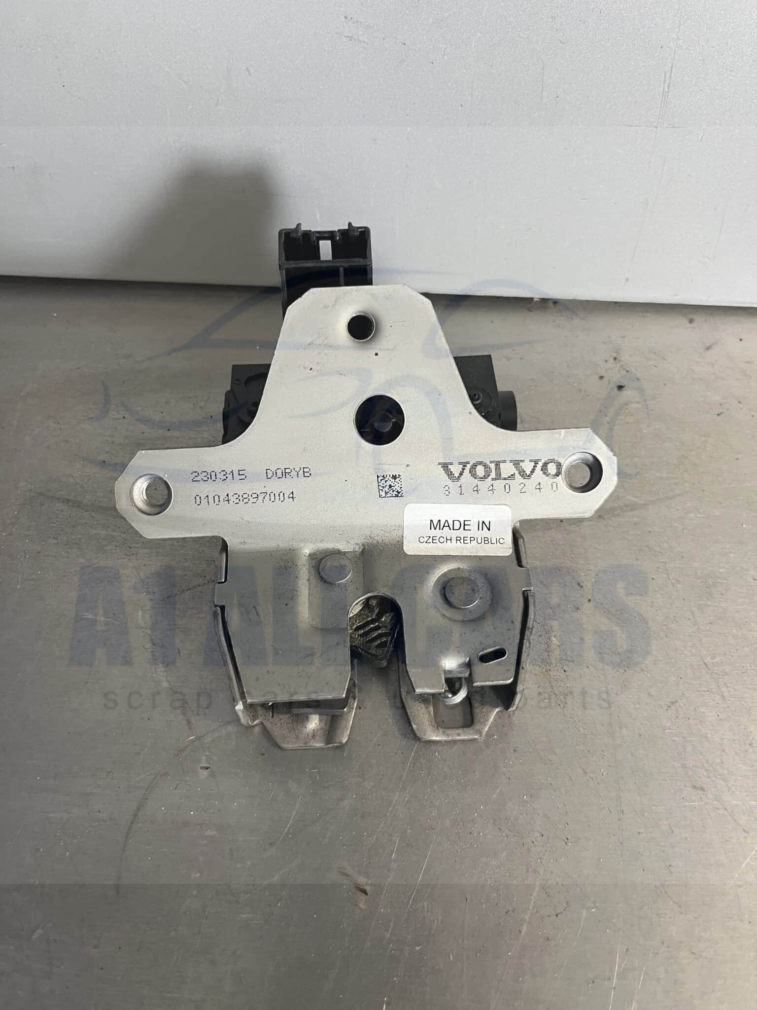 Volvo S40 2007-2011 Saloon Boot Lid / Tailgate Locking Mechanism – 31440240