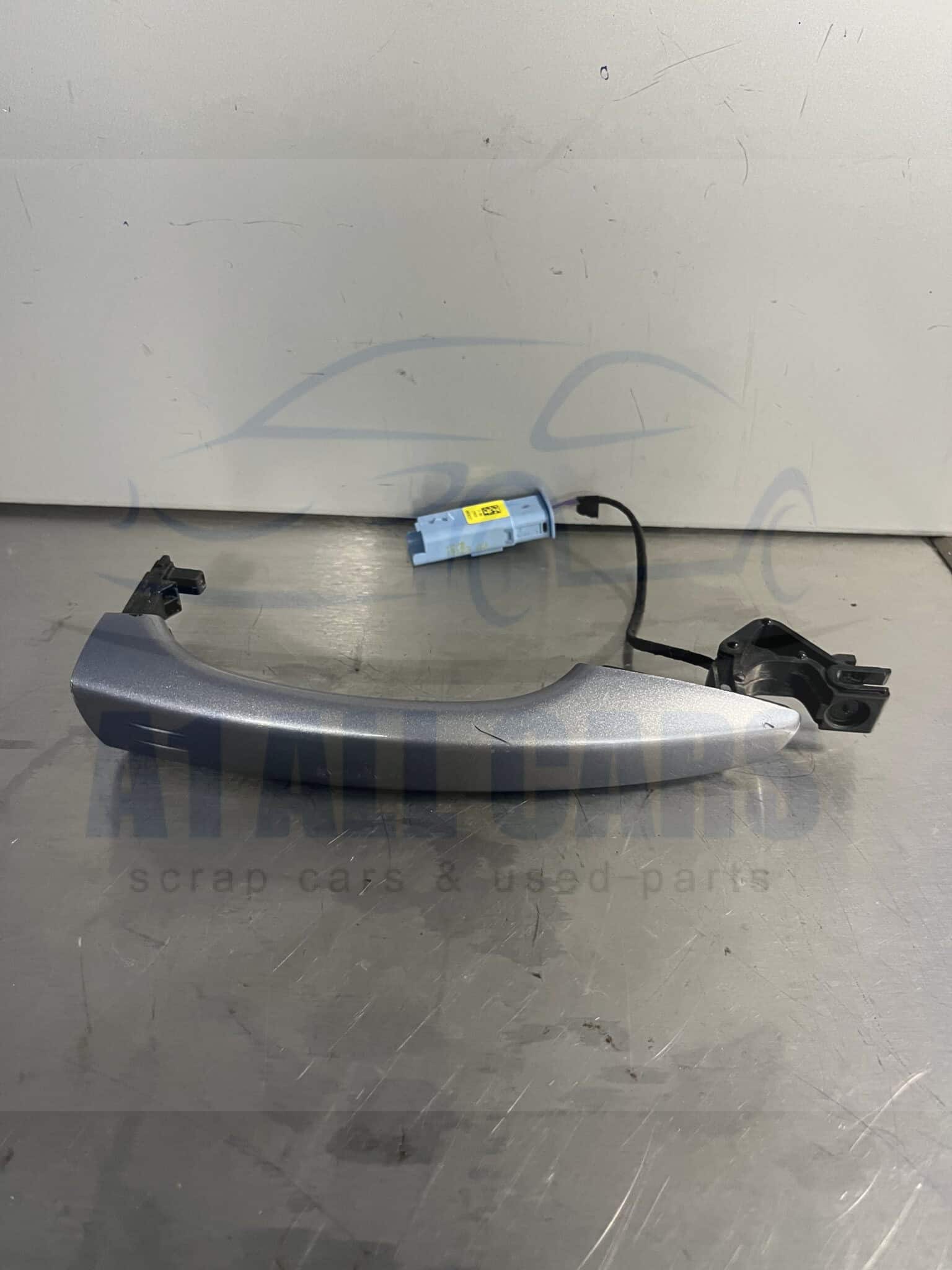 Peugeot 2008 2019-2024 5 Door Off Side Front Exterior Door Handle – Silver KCA Colour Code
