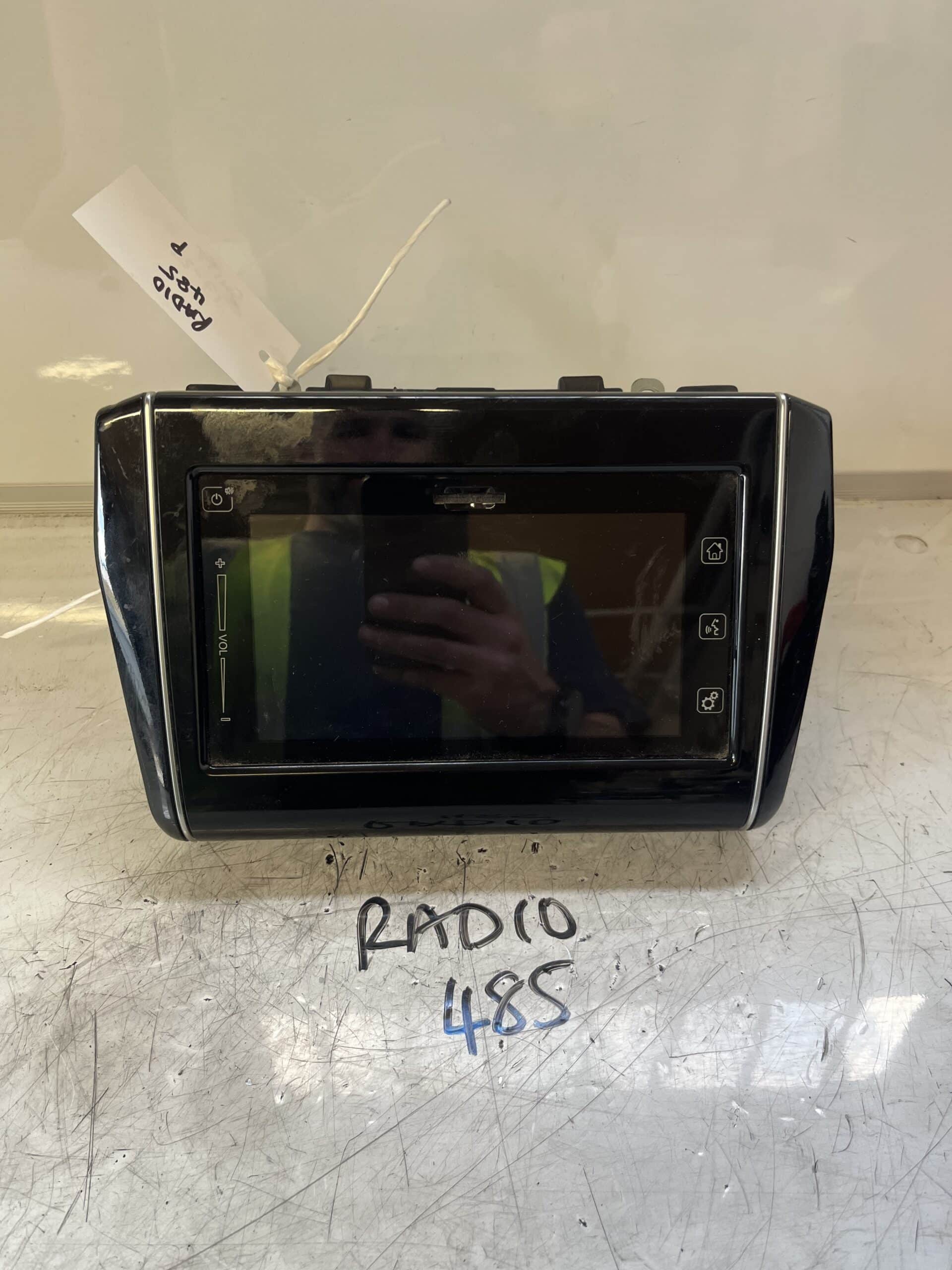 Suzuki Swift 2017-2023 Radio / Sat Navigation – 39920-52R04
