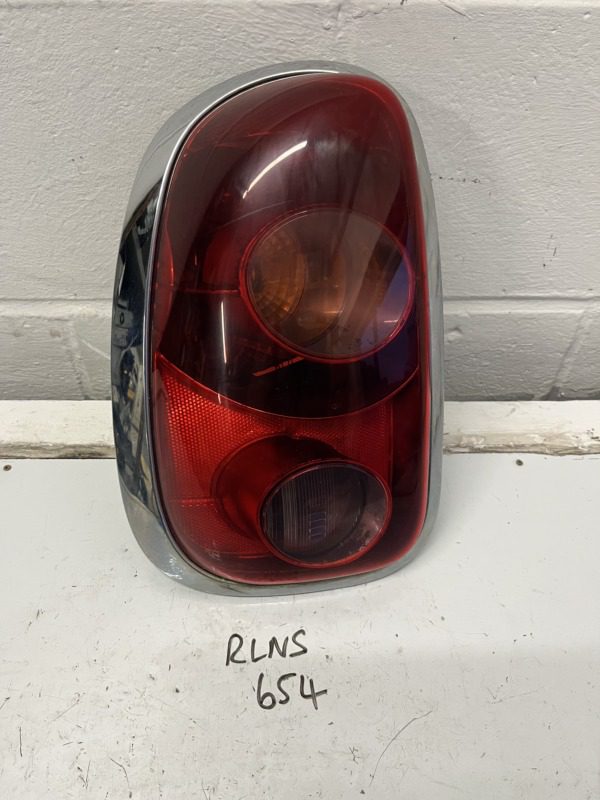 BMW Mini Countryman 2010-2016 5 Door Hatchback Near Side Taillamp ( Chrome Trim )