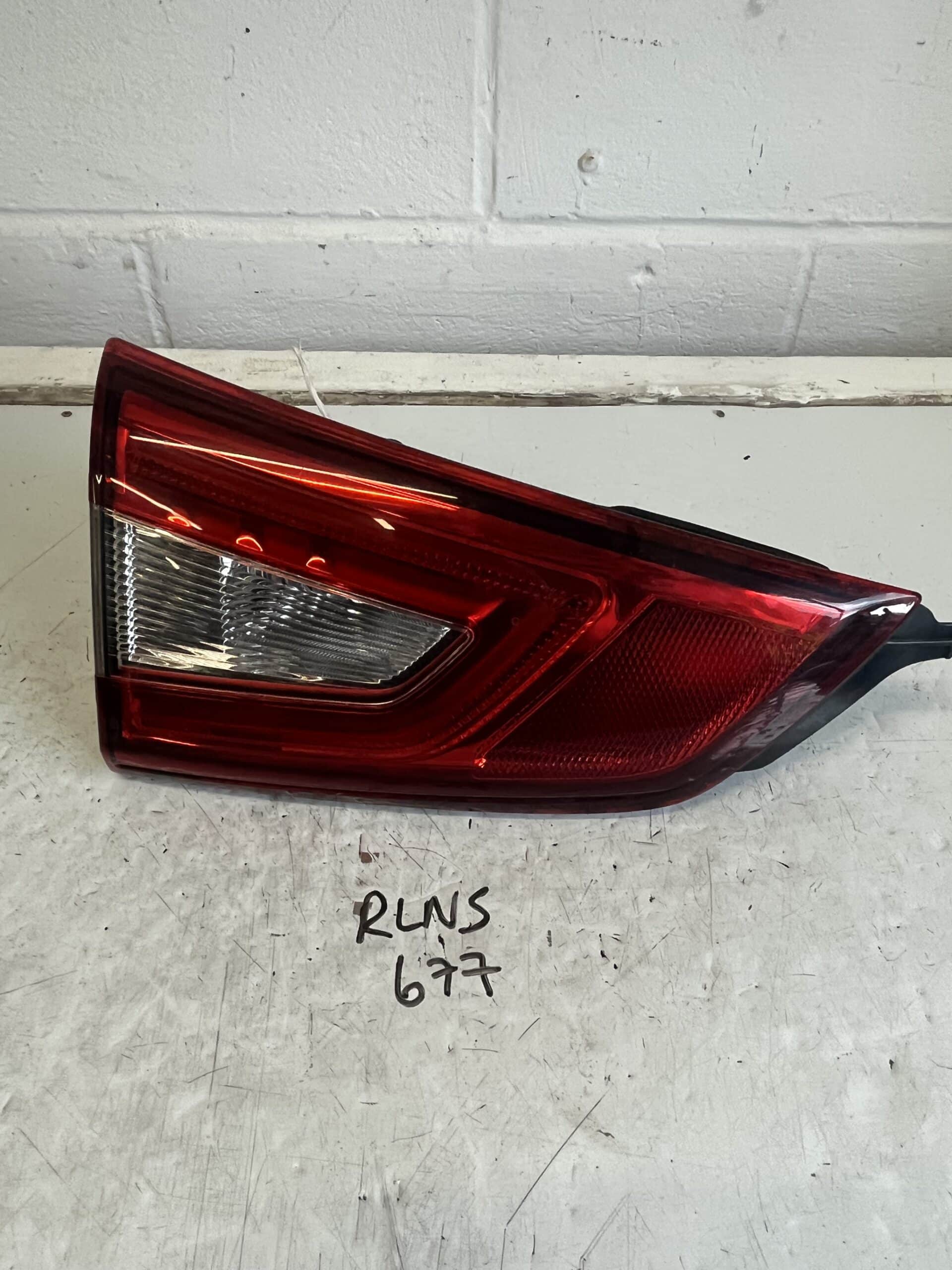 Nissan Qashqai 2013-2017 Near Side Taillamp From Tailgate