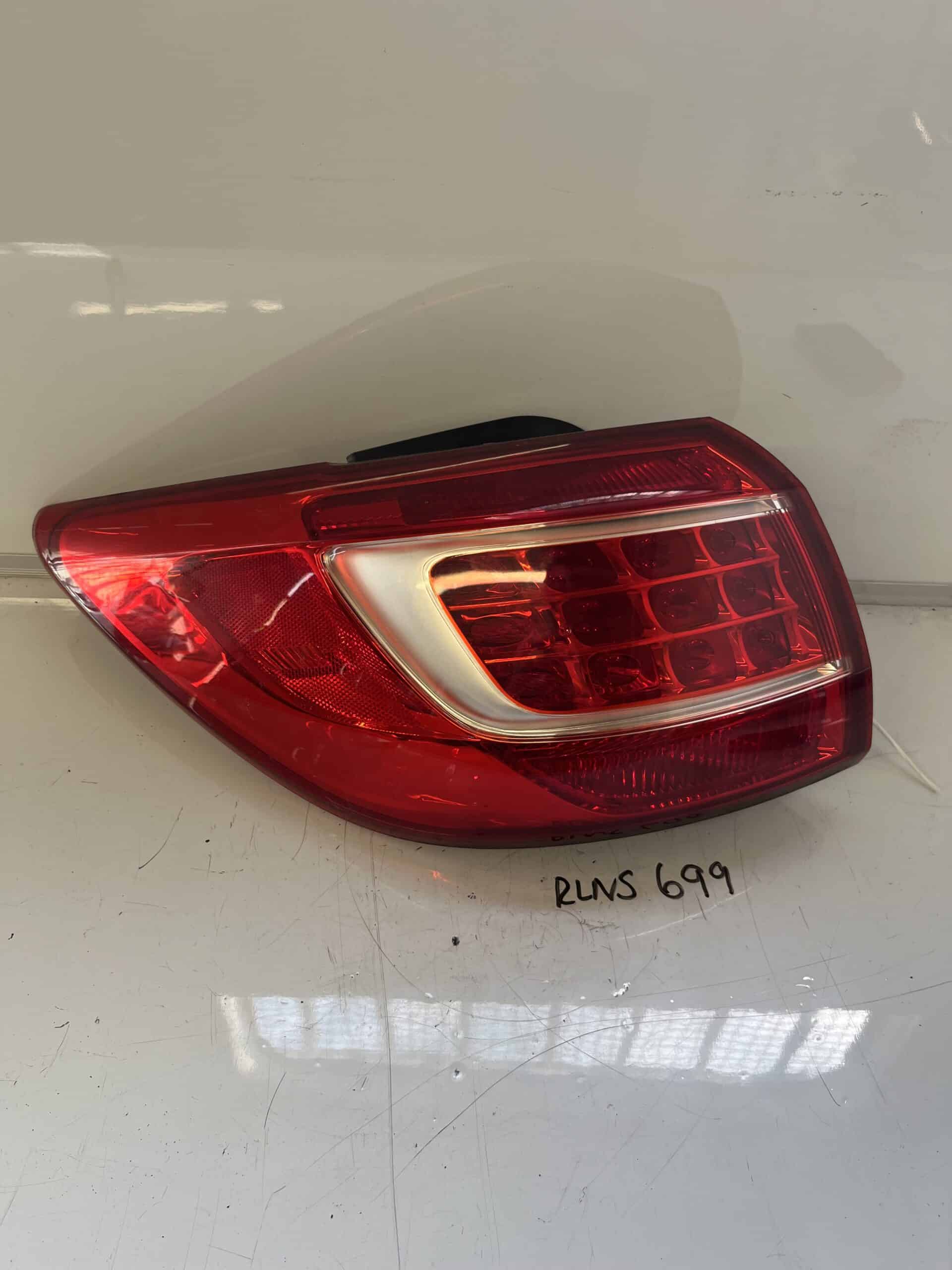 Kia Sportage 2010-2016 5 Door Hatchback Near Side Taillamp