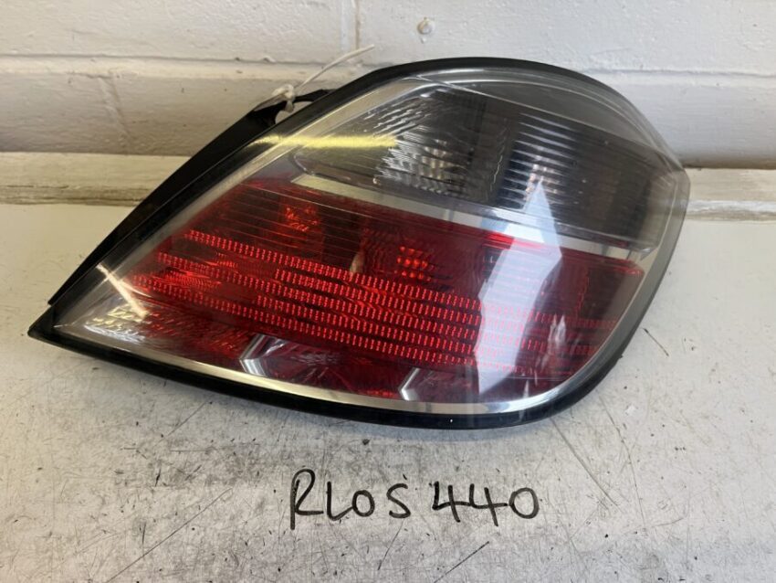 Vauxhall Astra 2004-2010 5 Door Hatchback Off Side Taillamp – Tinted