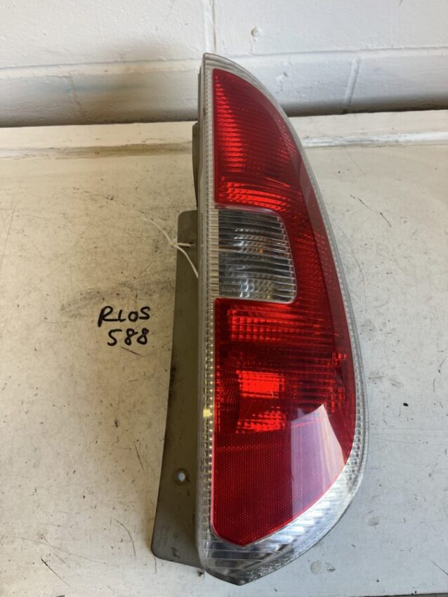 Skoda Roomster 2007-2010 Hatchback Off Side Taillamp