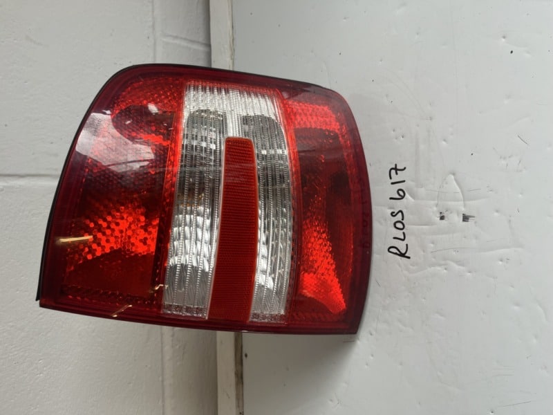 Skoda Fabia 2001-2007 Saloon Off Side Taillamp