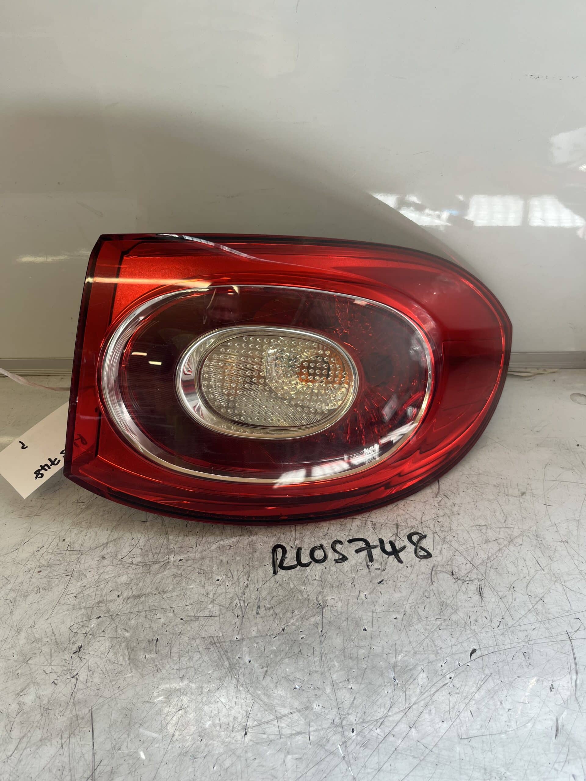 Volkswagen Tiguan 2007-2012 Off Side Taillamp – 5N0945096H