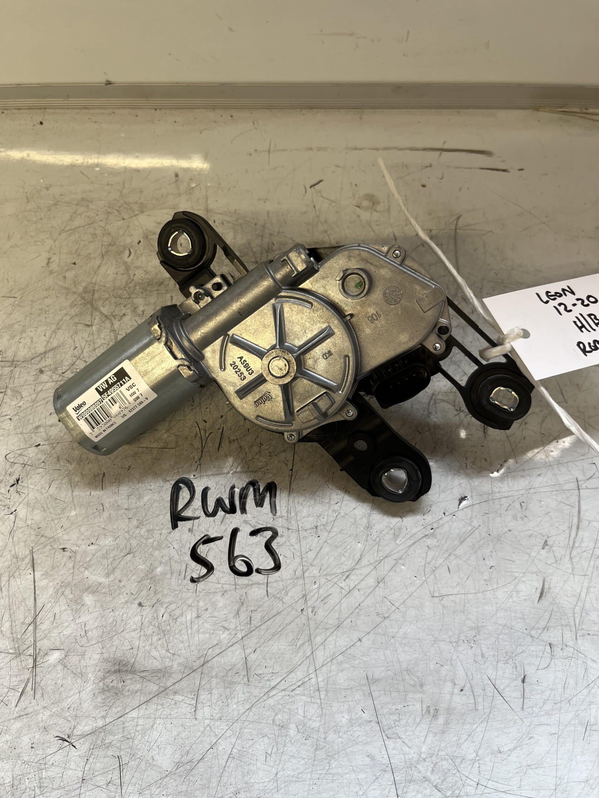 Seat Leon 2012-2020 / Skoda Fabia 2014-2022 Hatchback Rear Wiper Motor – 5F4955711A