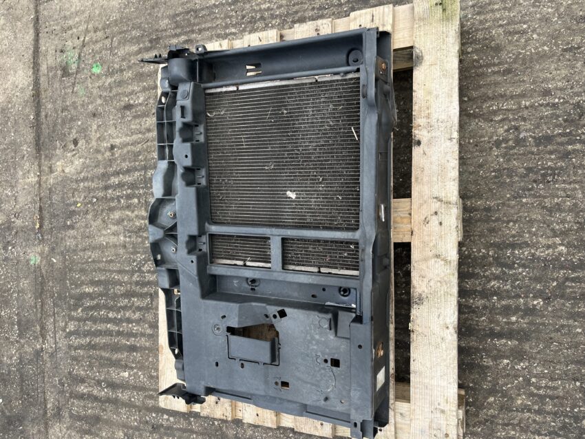 Citroen C3 2010-2013 1.1 8V Petrol Manual Radiator With Fan And Front Panel