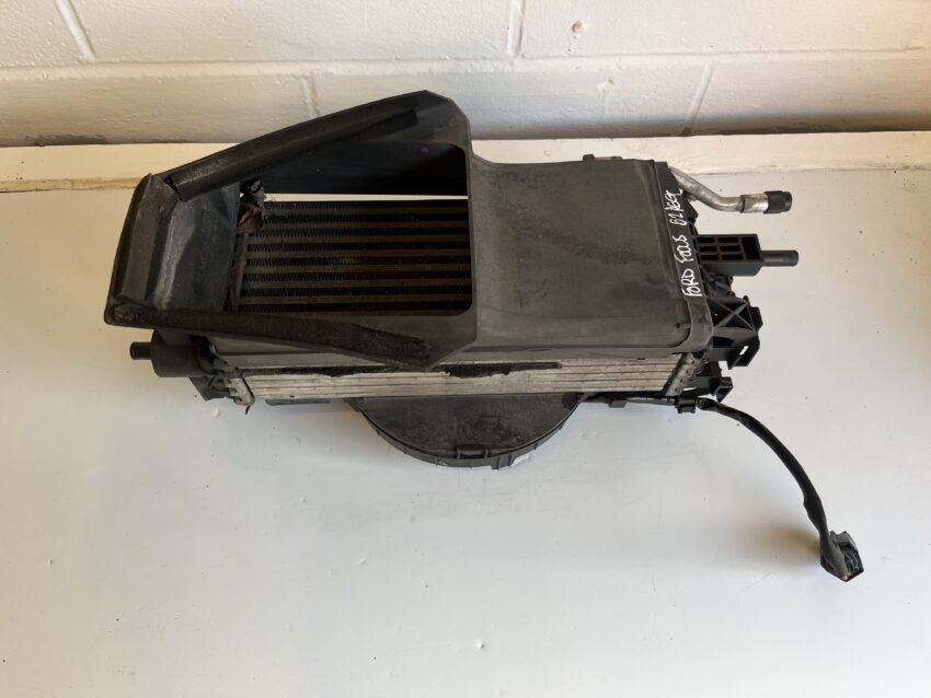 Ford Focus 2011-2015 1.0 Petrol Intercooler And Fan – CV61-9L440-VC