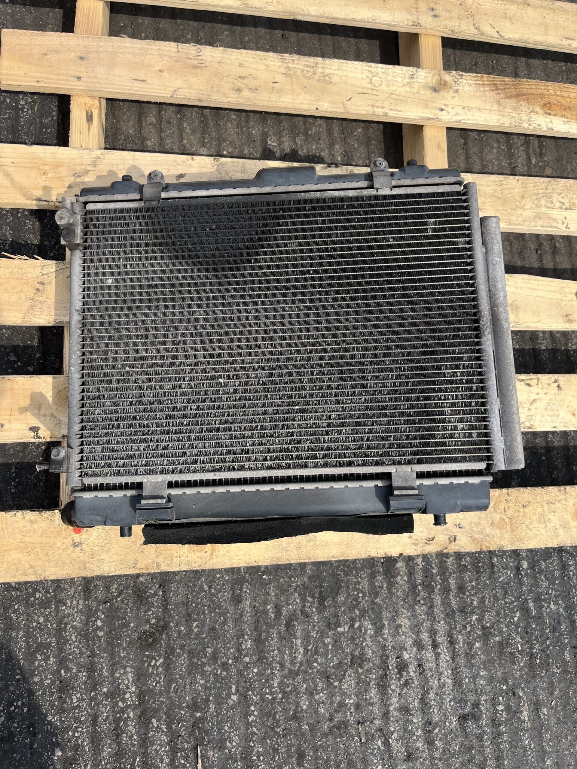 Suzuki Swift 2011-2017 1.3 ( 1248cc ) Diesel Radiator And Fan – AC